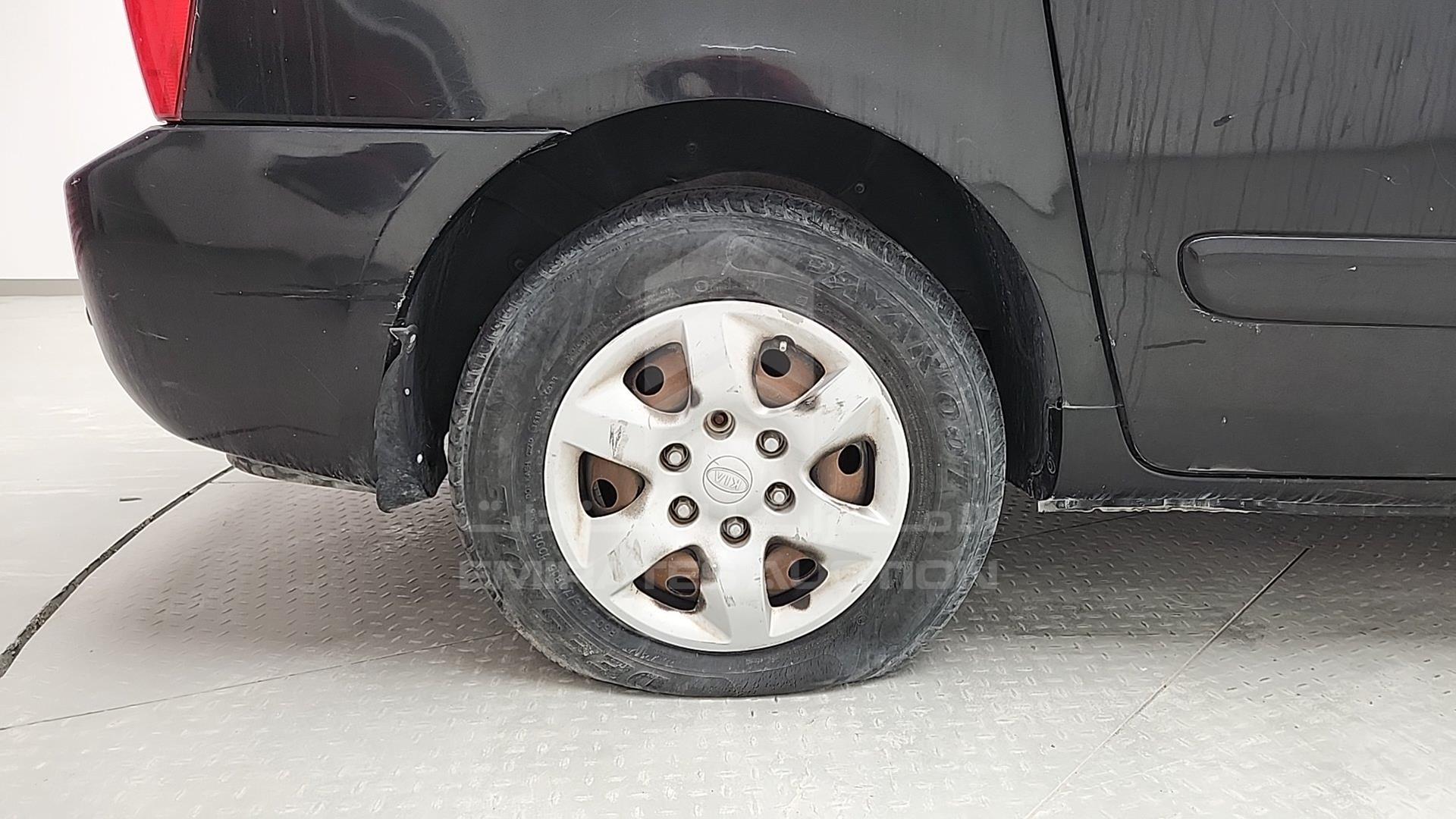 2009 KIA CARNIVAL VIN: KNAMB752196292859