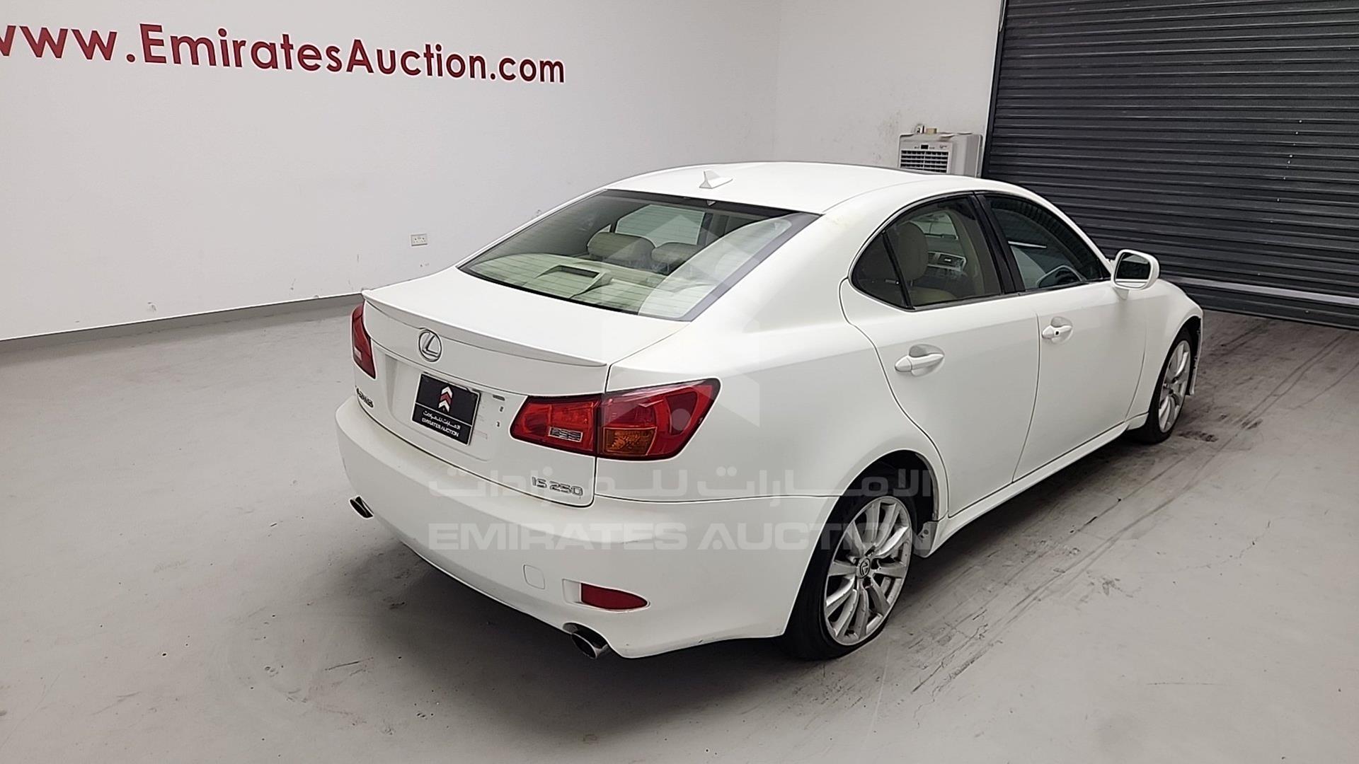 2008 LEXUS IS 250 VIN: JTHBK262385084075