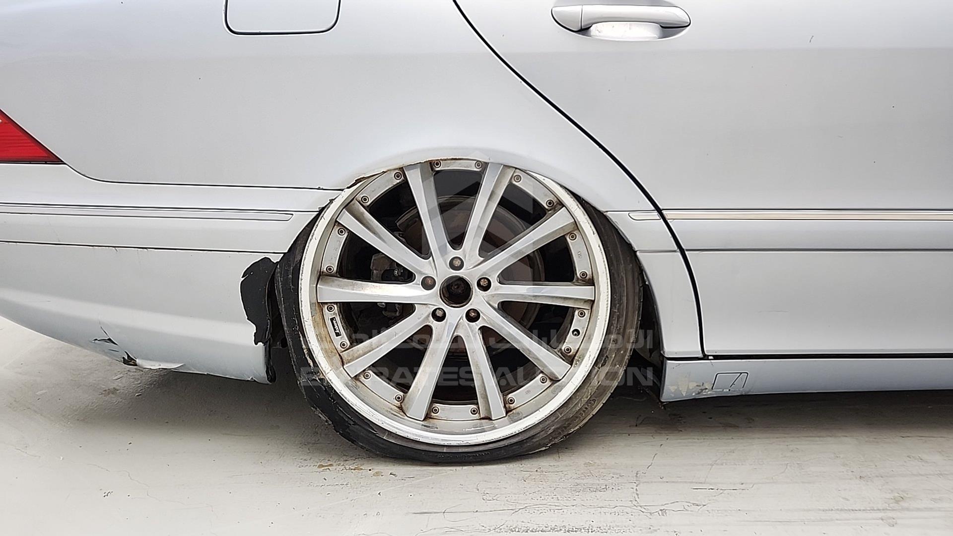 2005 MERCEDES S 320 VIN: WDB2200631A480452