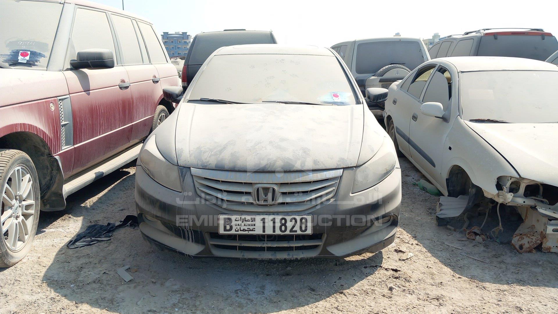 2011 HONDA ACCORD VIN: 1HGCR3F86BA011204