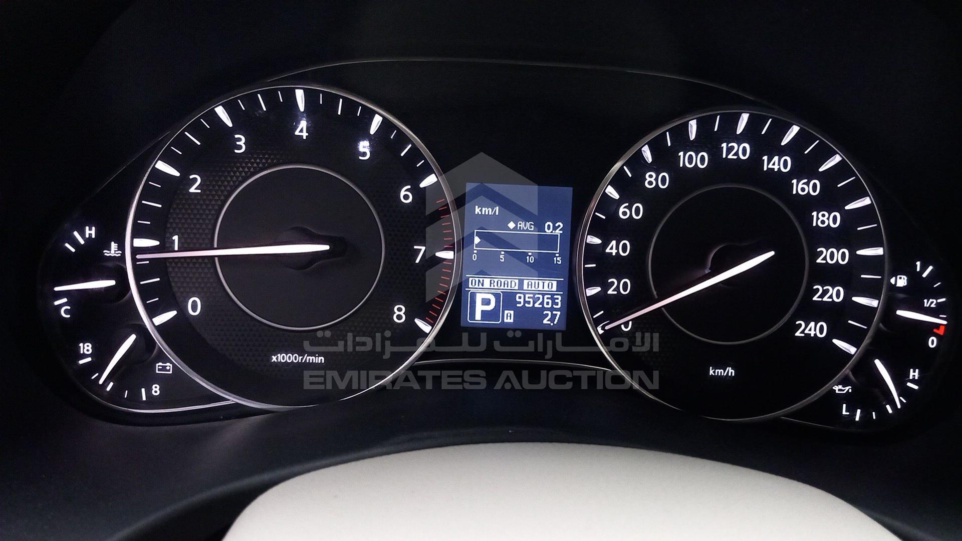 2011 NISSAN PATROL VIN: JN8AY25Y5B9008198