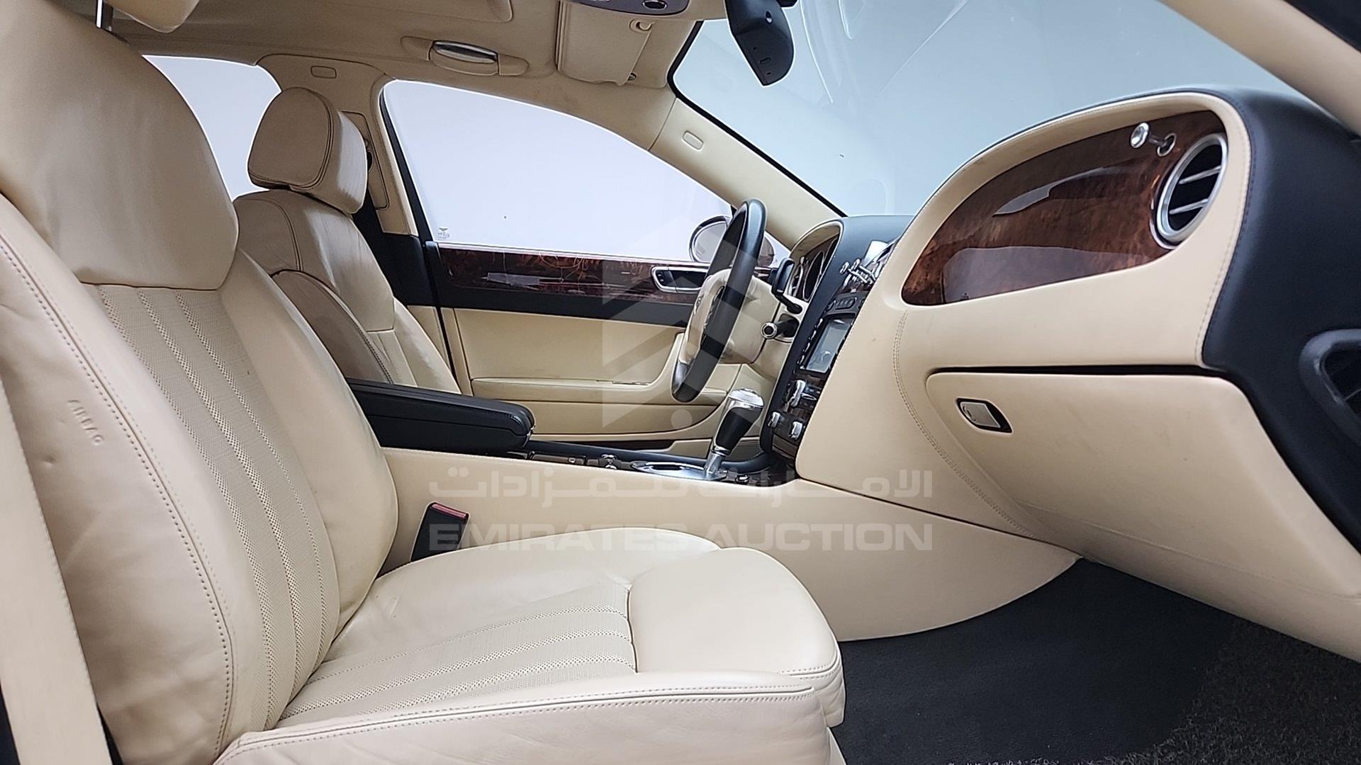 2006 BENTLEY CONTINENTAL VIN: SCBBE53W16C031145