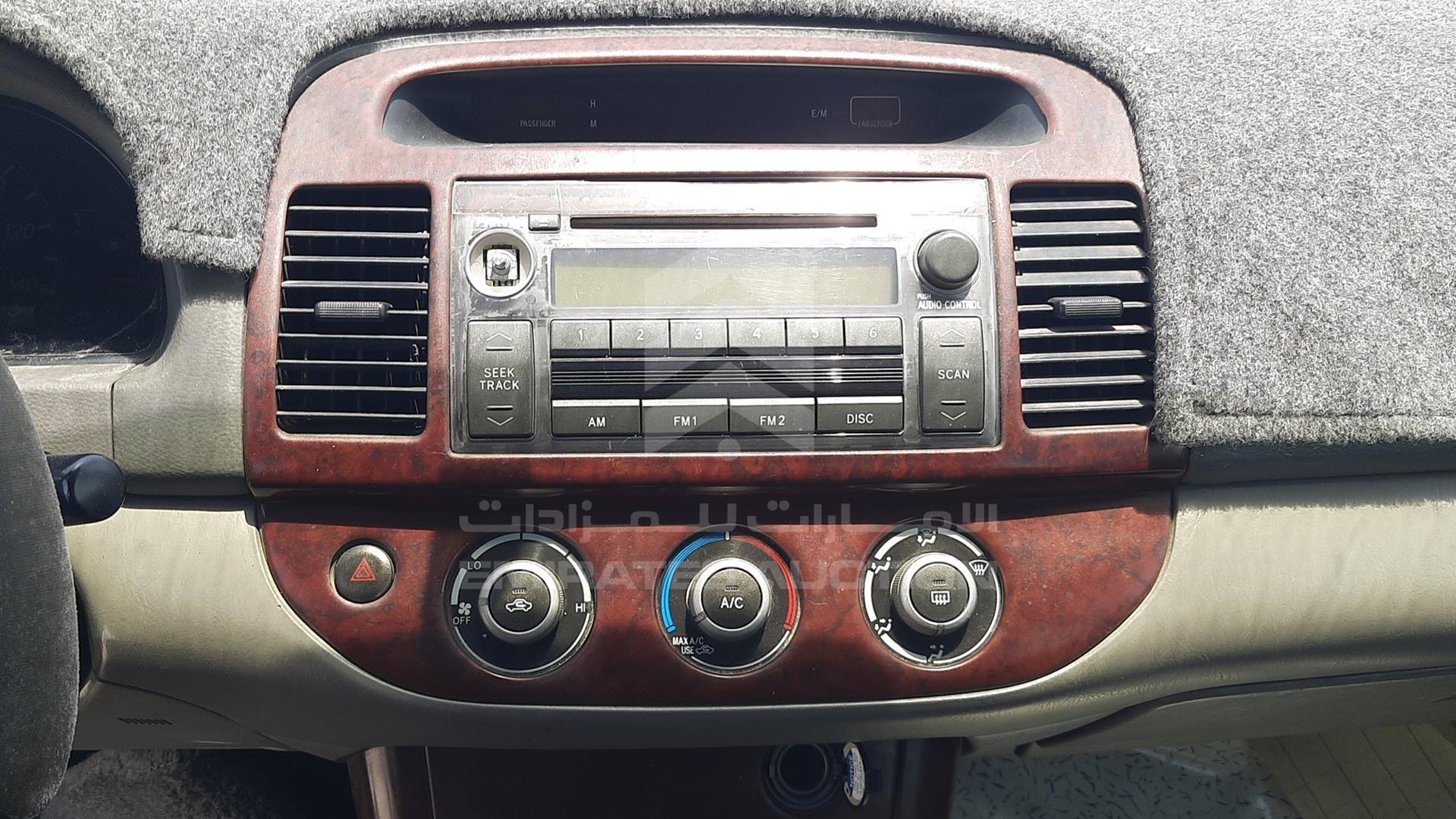 2005 TOYOTA CAMRY VIN: 4T1BE32K15U986614