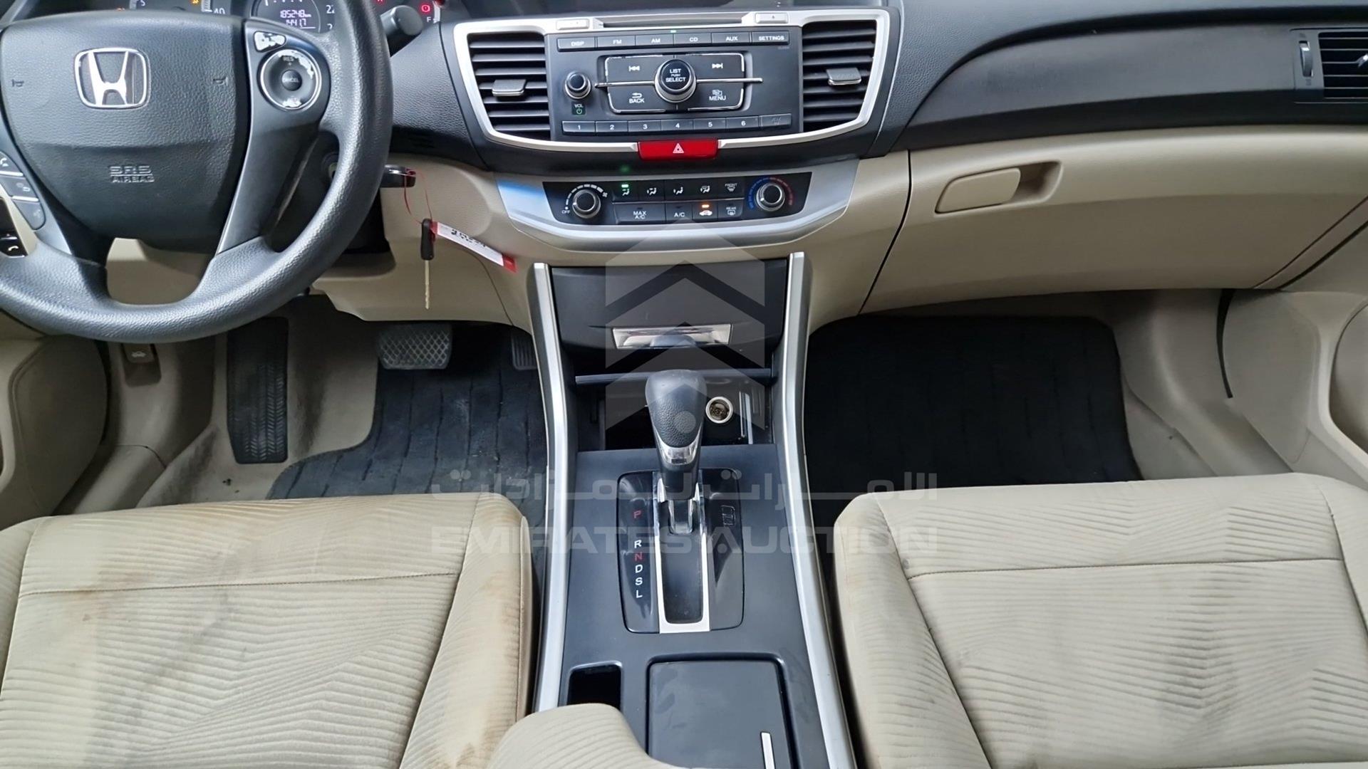 2015 HONDA ACCORD VIN: LUCCR2627F3414824