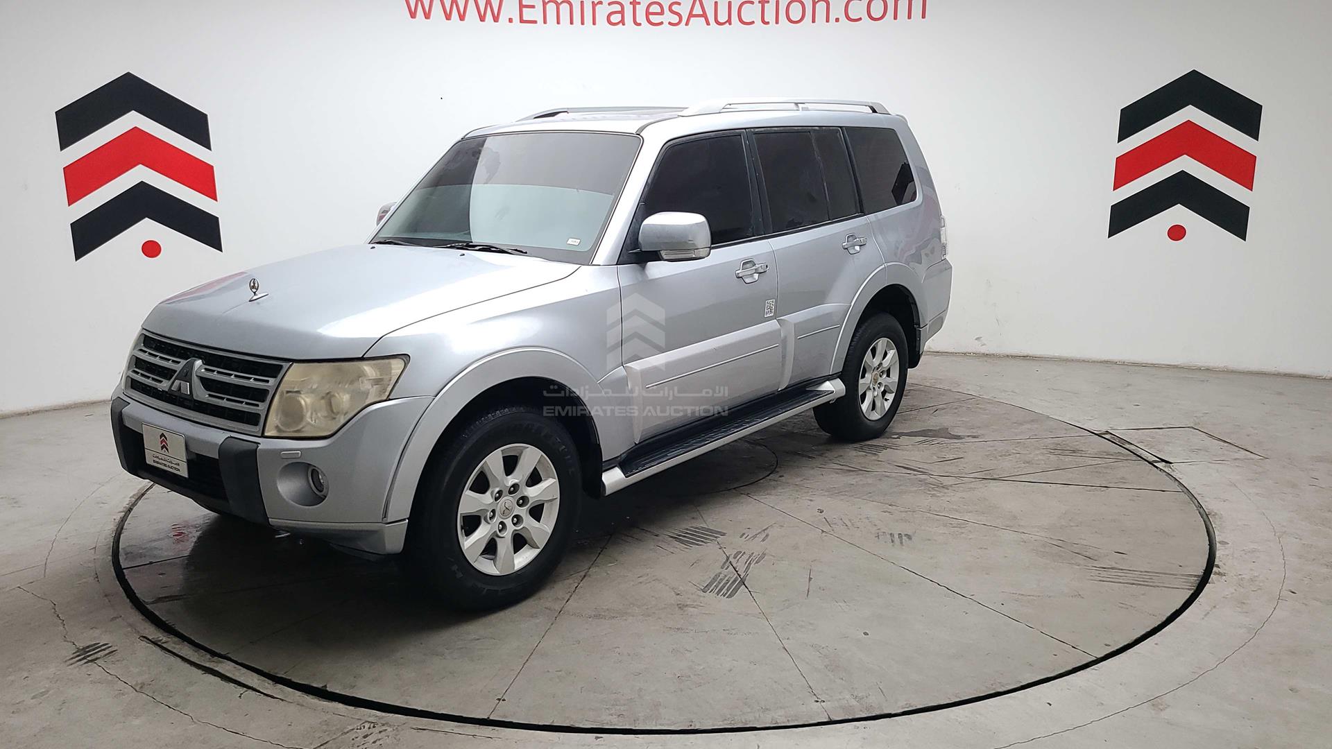2011 MITSUBISHI PAJERO VIN: JMYLRV95WBJ704959