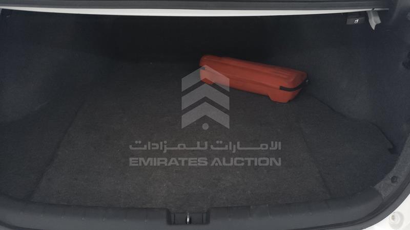 1HGCR2676EA608644 Auction: EmiratesAuction Lot: 405934 1HGCR2676EA608644 Honda Accord 2014 WHITE Photo 22