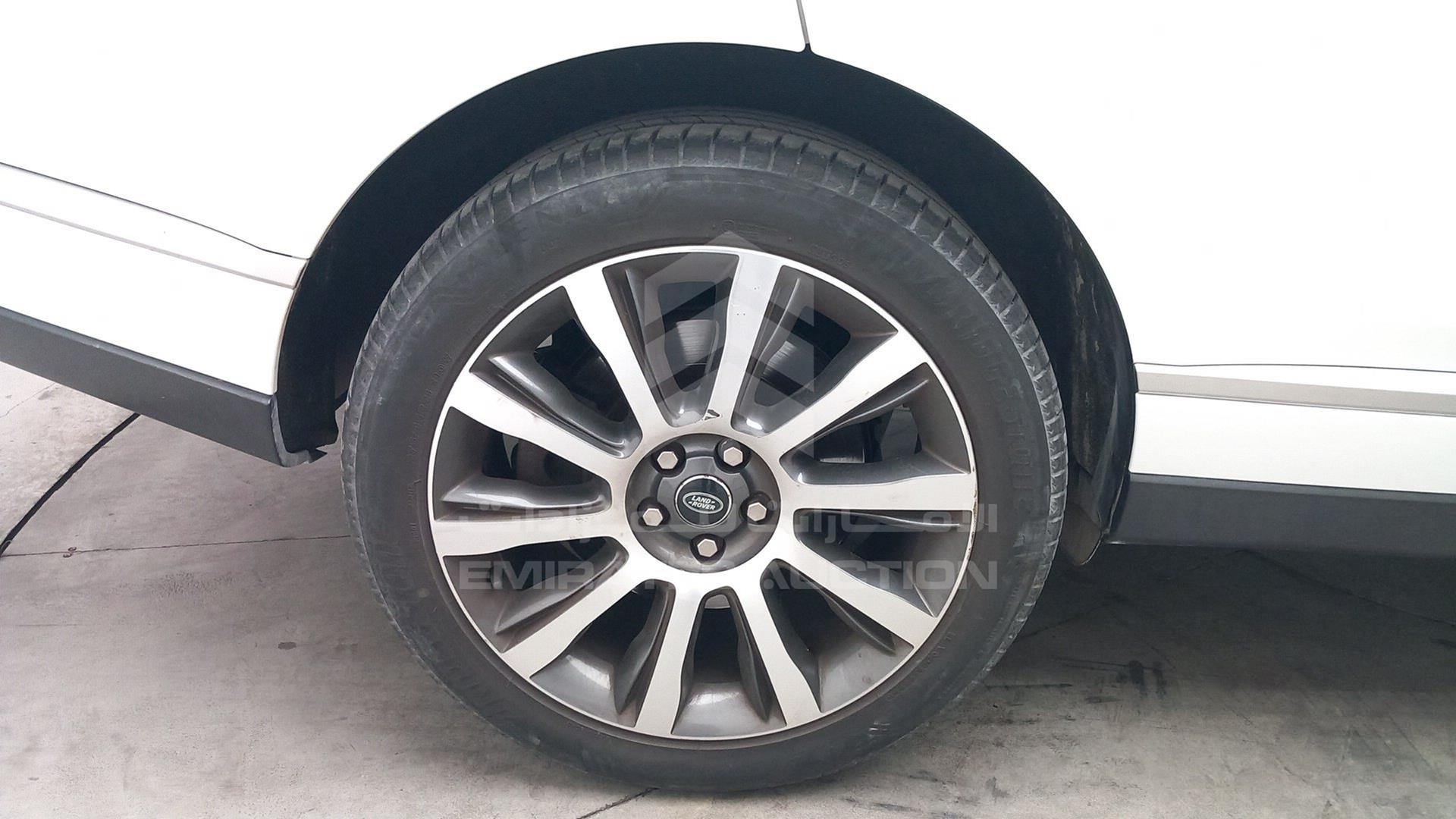 2014 RANGE ROVER VOGUE VIN: SALGA2EF0EA174181