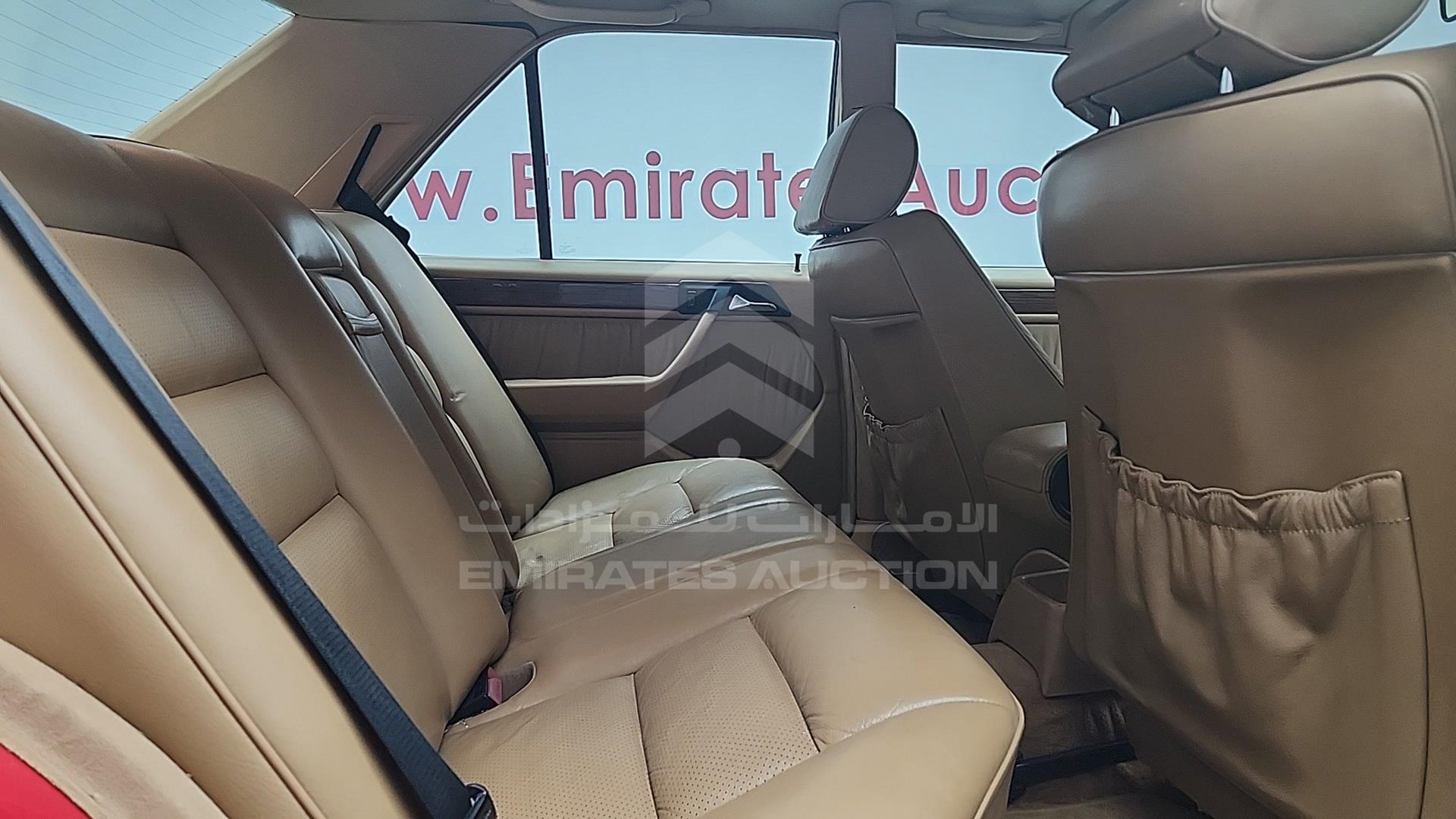 1991 MERCEDES E 300 VIN: WDBEA30D2MB373024
