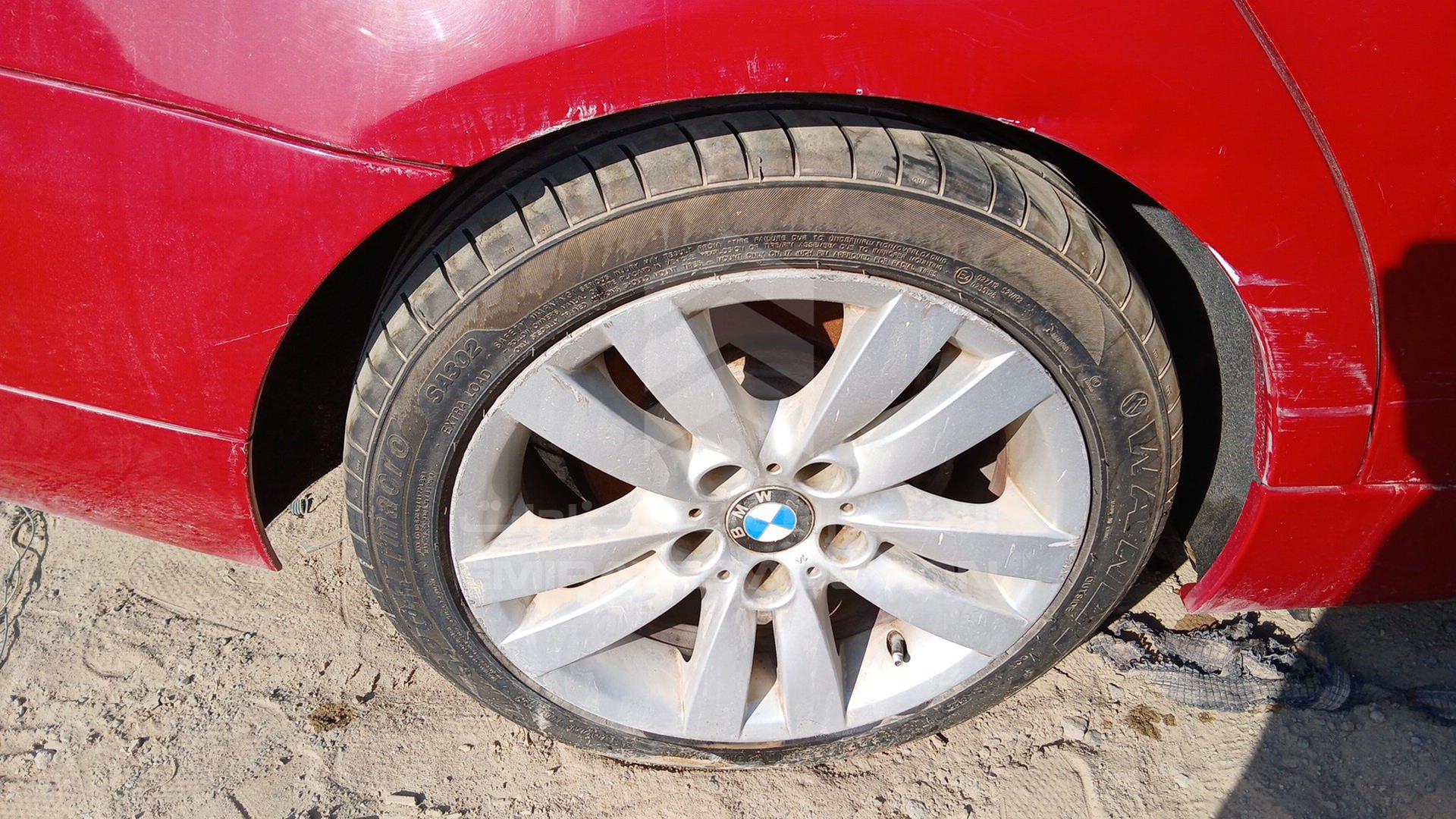 2009 BMW 325I VIN: WBAPH11059A168376