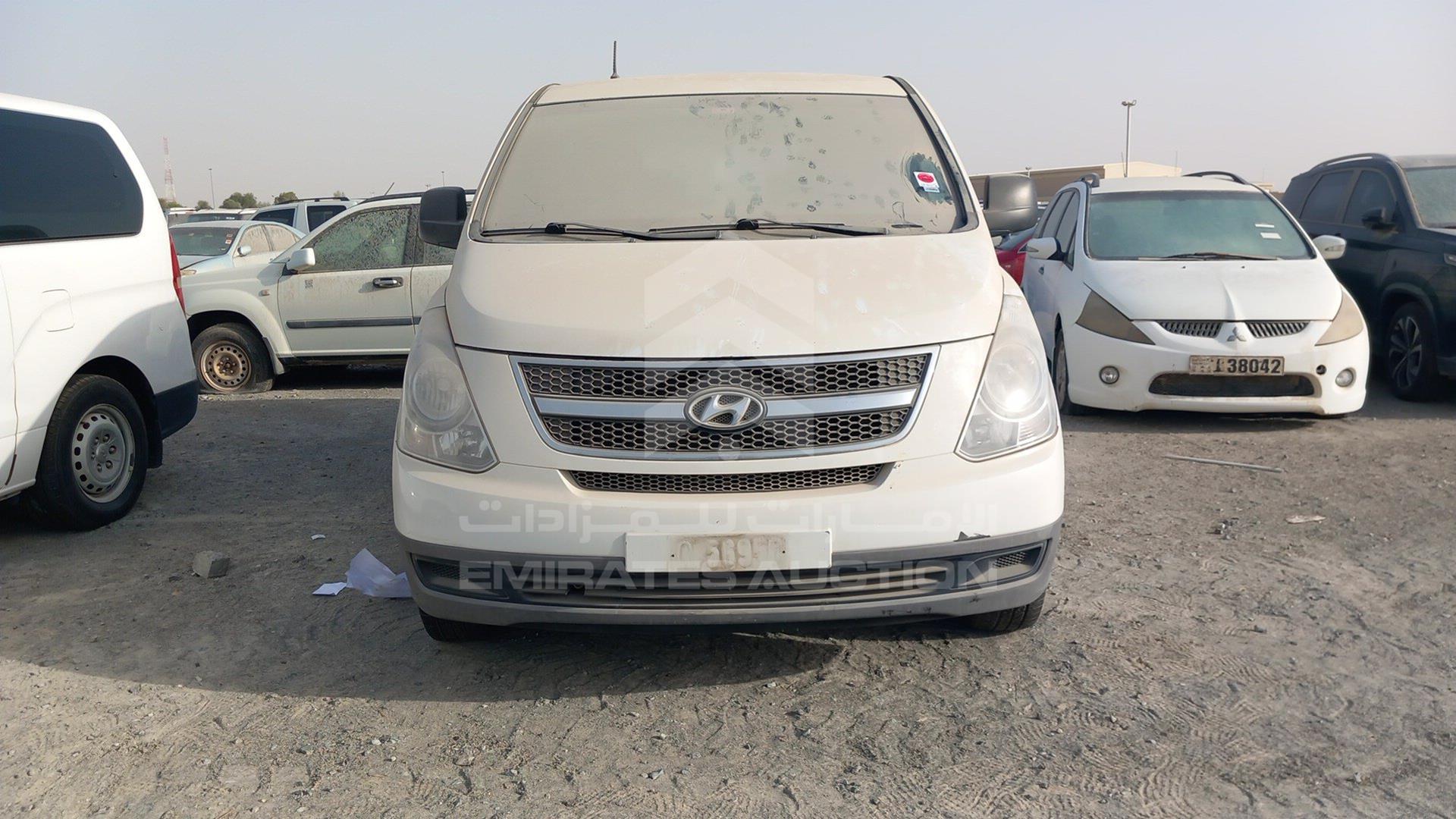 2016 HYUNDAI H1 VIN: KMJWA37RXGU725731