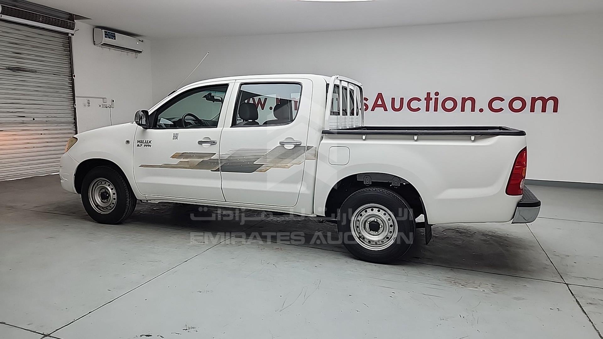 2011 TOYOTA HILUX VIN: MR0EX12G2B2047248
