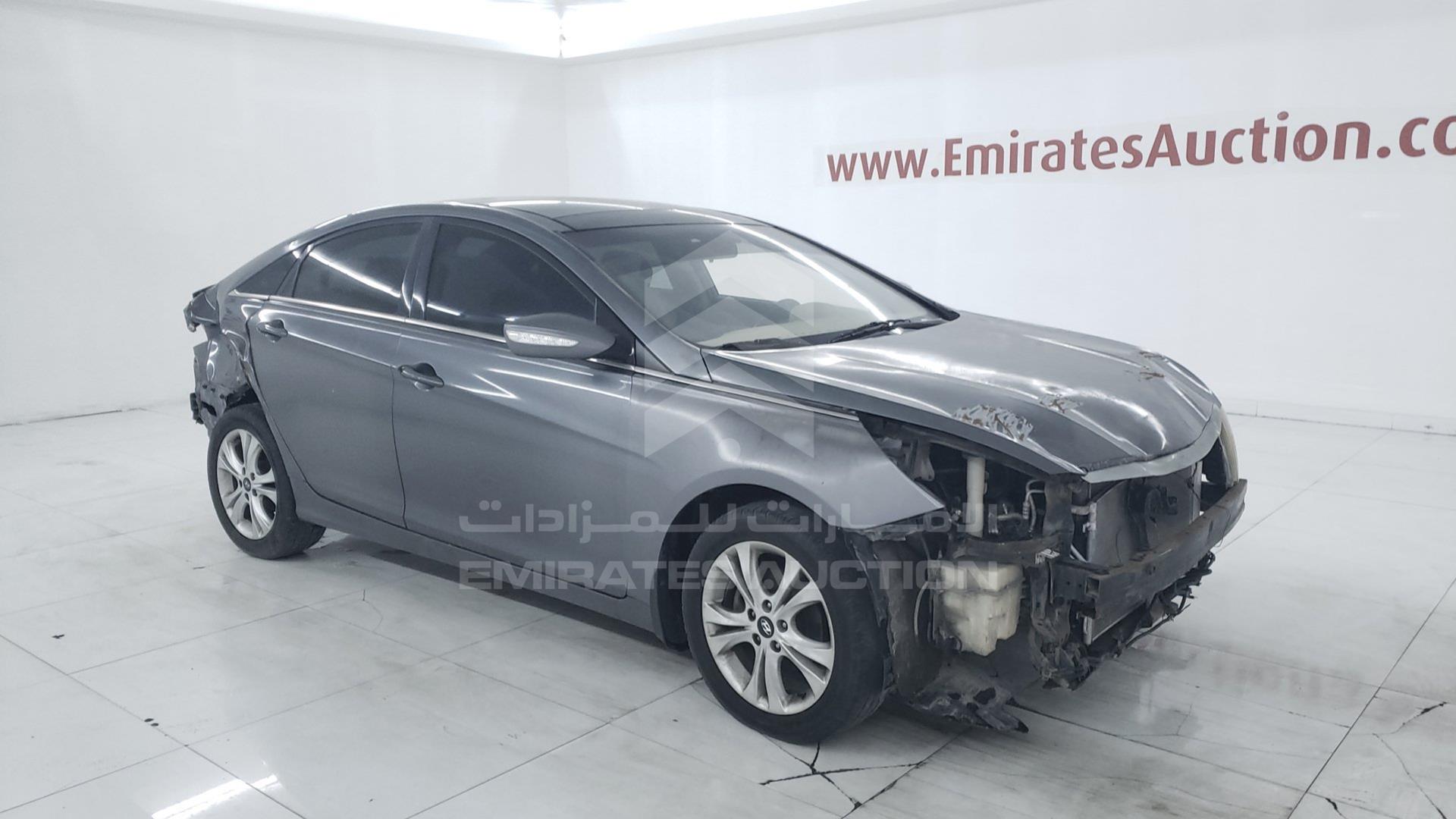2012 HYUNDAI SONATA VIN: KMHEB41C3CA403156