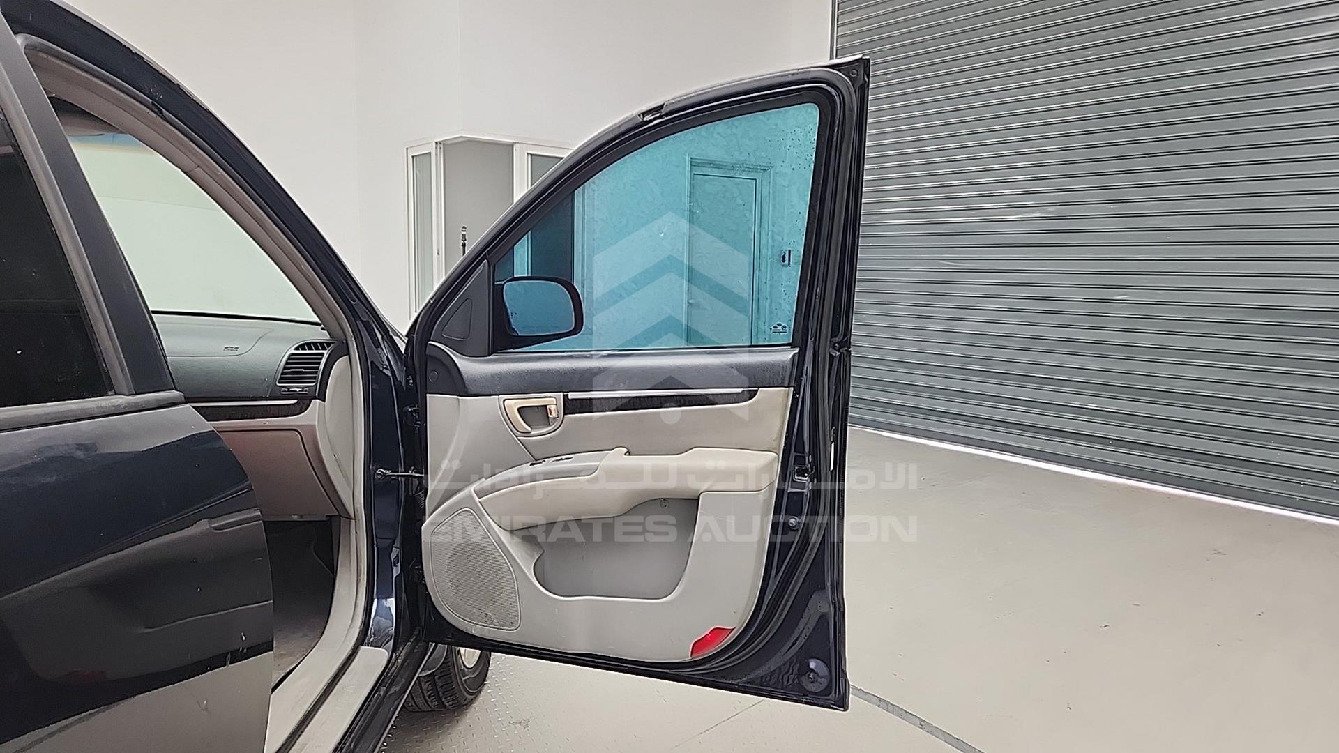 2008 HYUNDAI SANTA FE VIN: 5NMSG13E28H184449