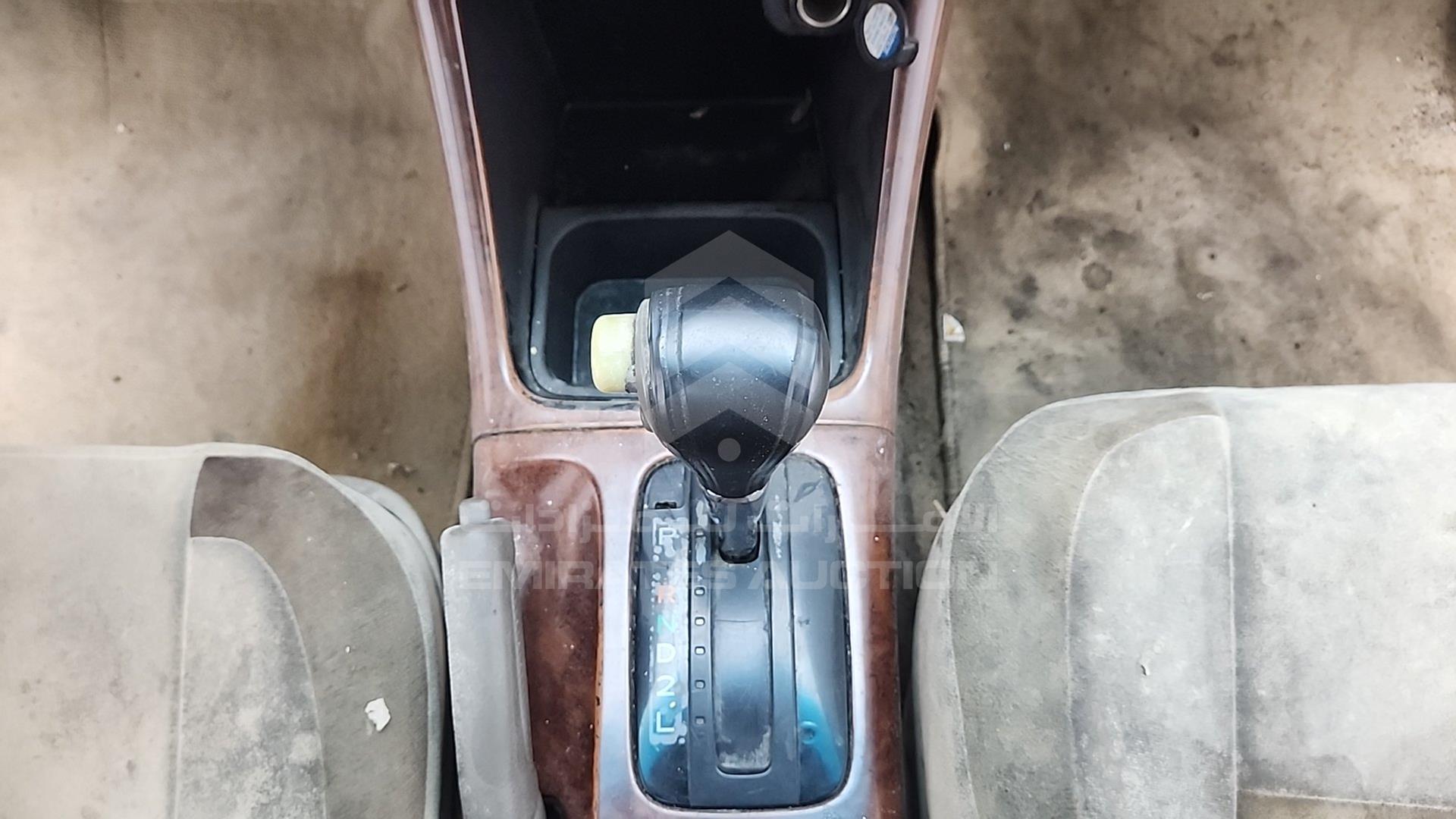 2004 TOYOTA CAMRY VIN: JTDBE32K940256749
