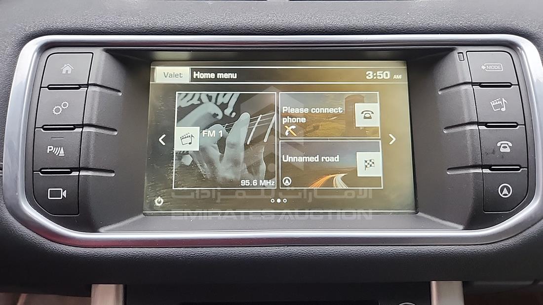 2016 Range Rover Evoque — Entertainment Systems & Camera Monitor & Navigation — Photo 18