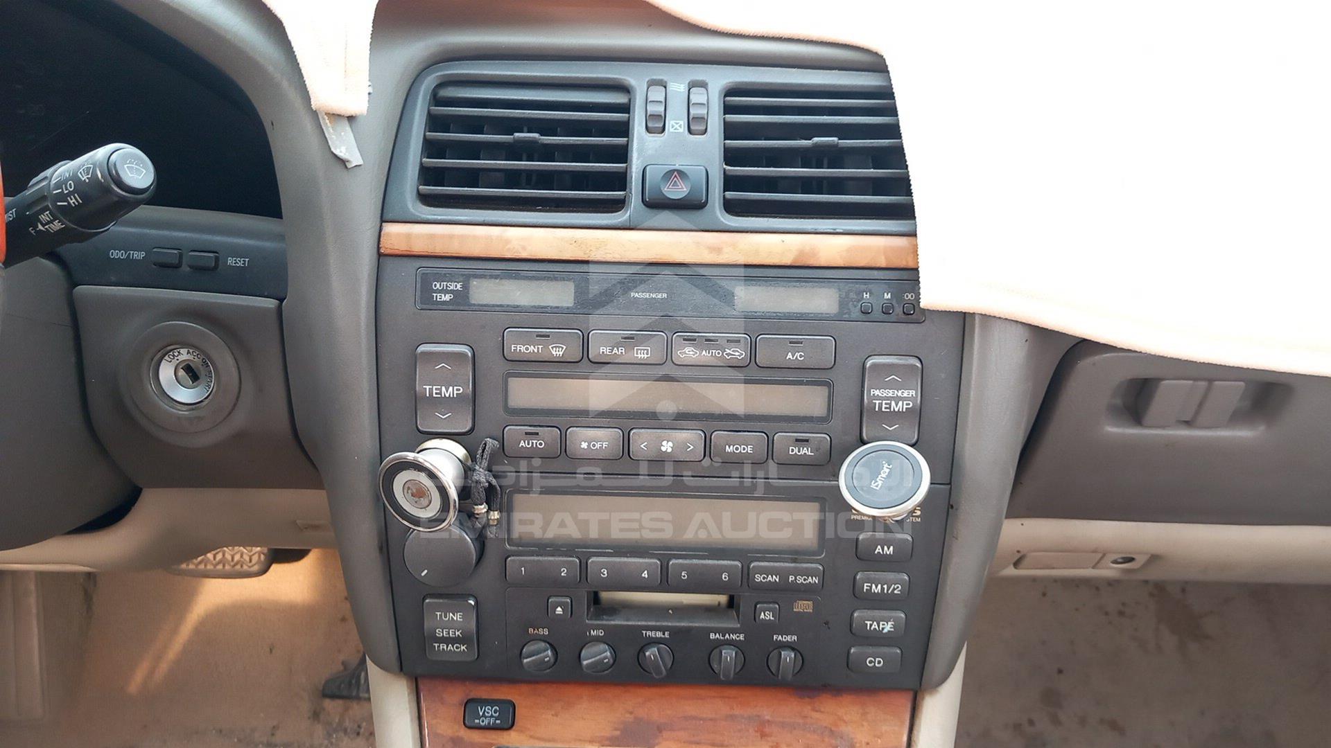 1999 LEXUS LS400 VIN: JT8BH28F3X0162722