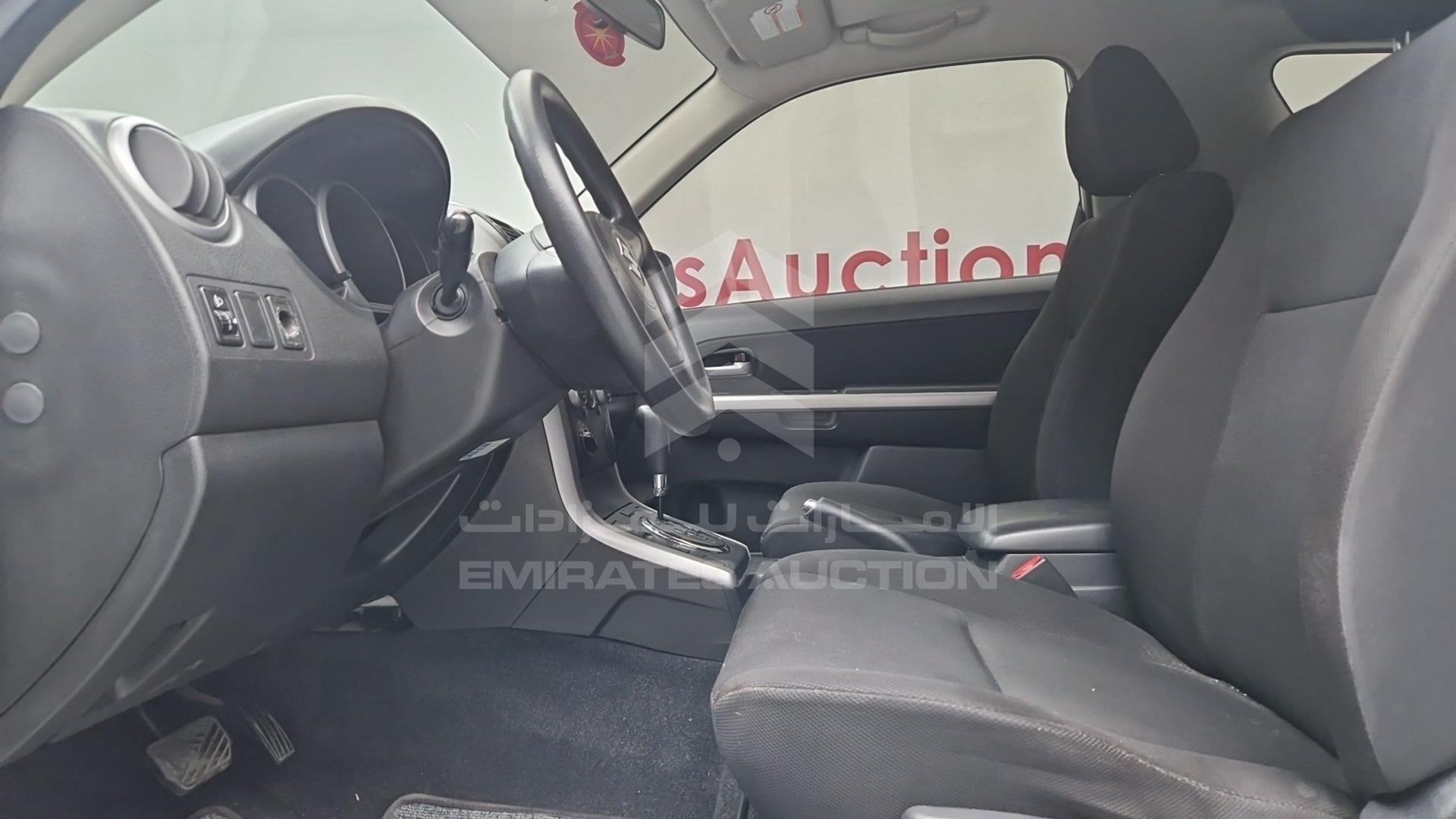2012 SUZUKI GRAND VITARA VIN: JS3TA04V1C4100624