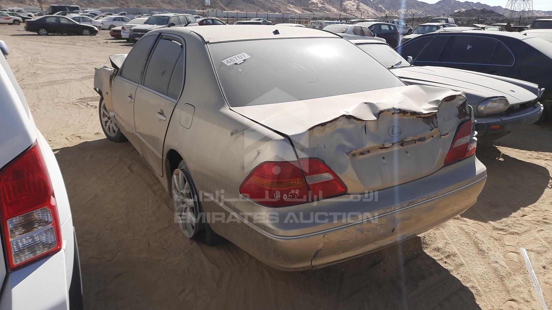 2001 LEXUS --- VIN: JTHBN30F810013384