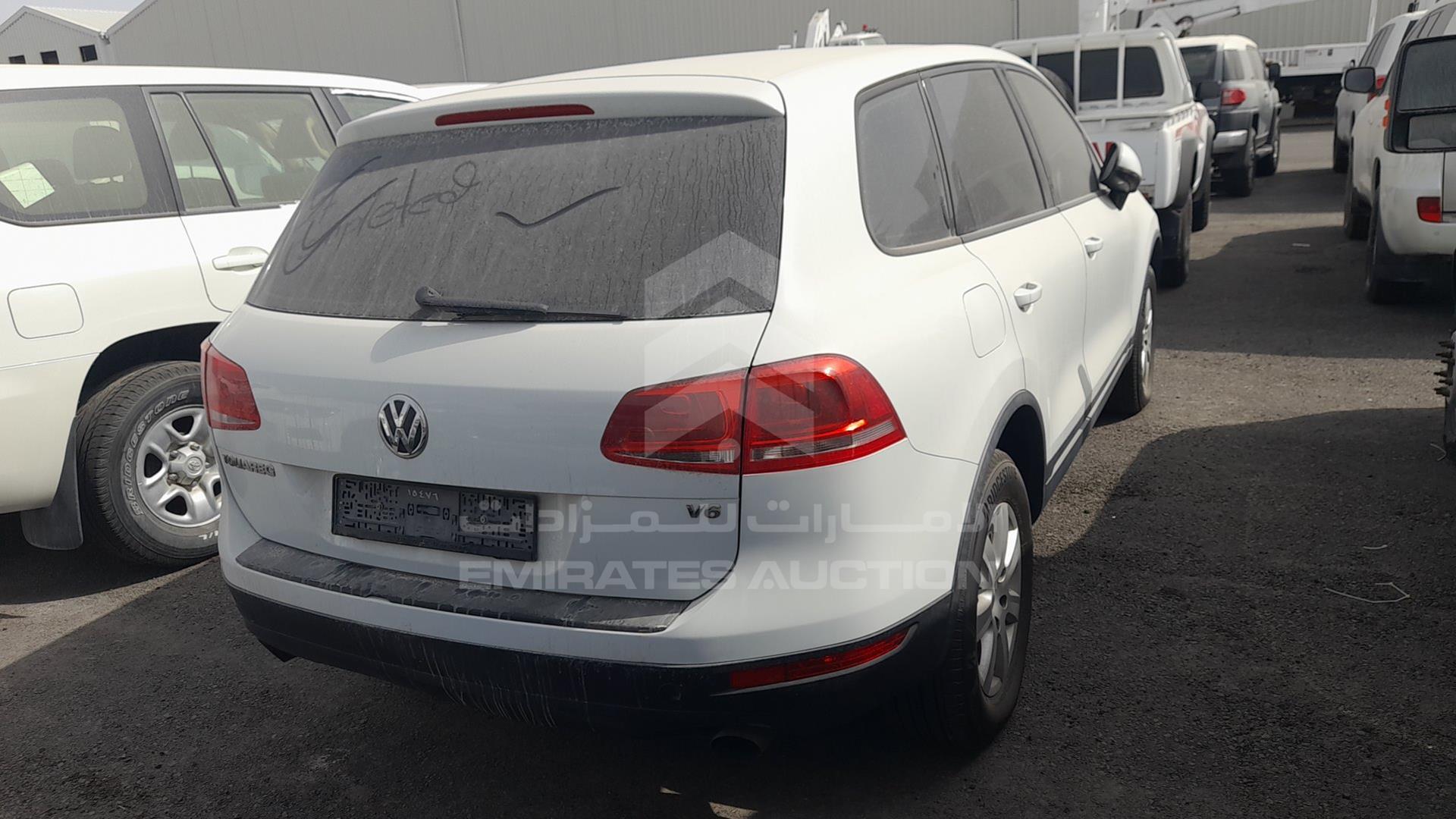 2013 VOLKSWAGEN TOUAREG VIN: WVGBC2BP5DD000334