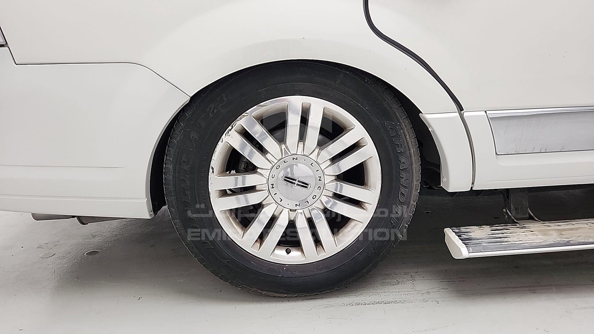 2013 LINCOLN NAVIGATOR VIN: 5LMJJ2J56DEL01252