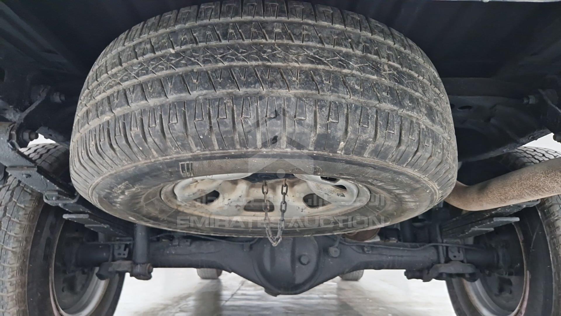 2013 TOYOTA HILUX VIN: MR0FX22G8D1085361