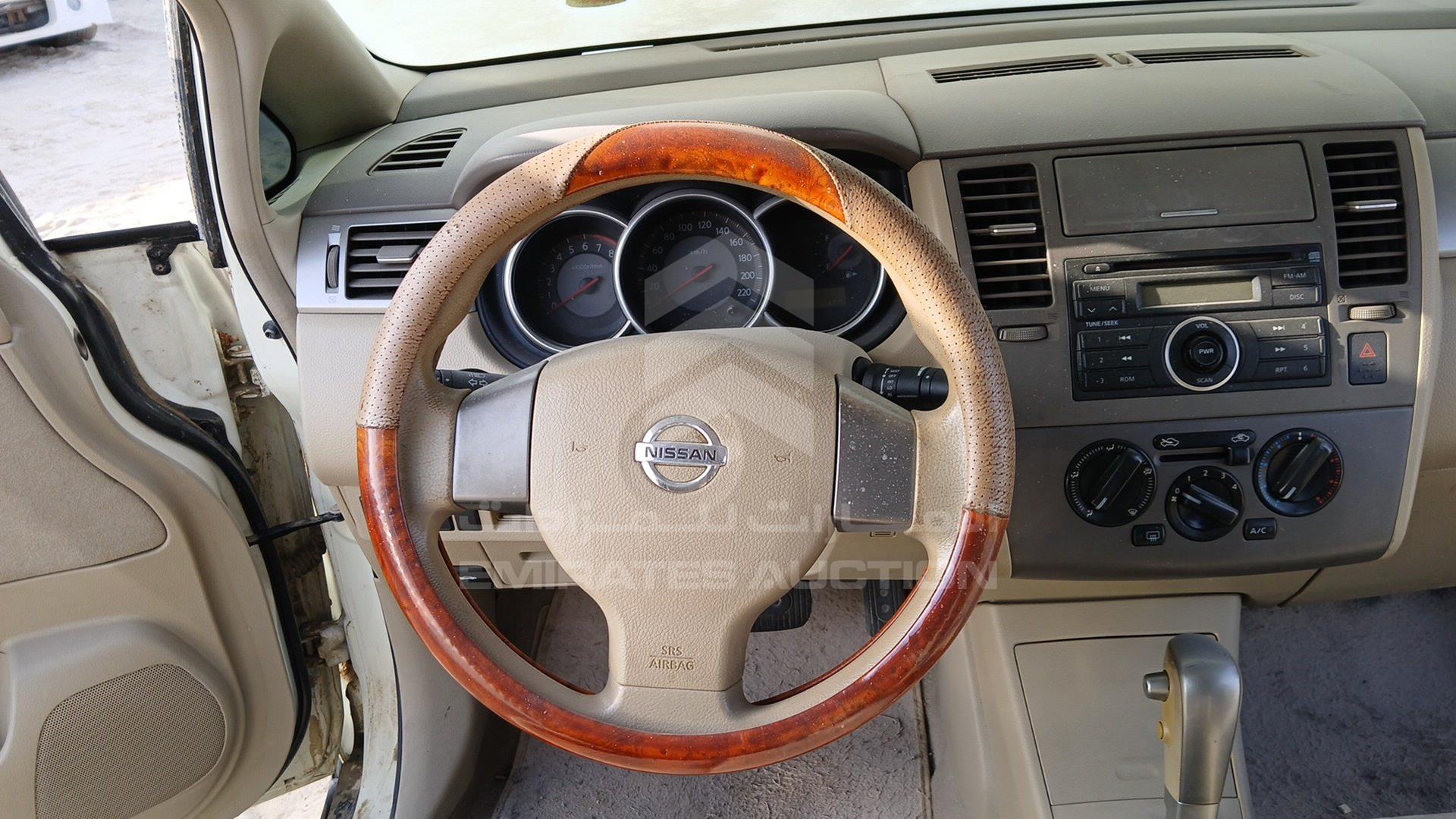 2008 NISSAN TIIDA VIN: JN1CC11C88T010565