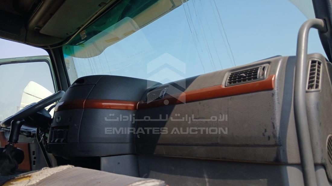فولفو FH 16 2005 — زاوية واجهة الراكب الأمامي الأيمن — صورة 21