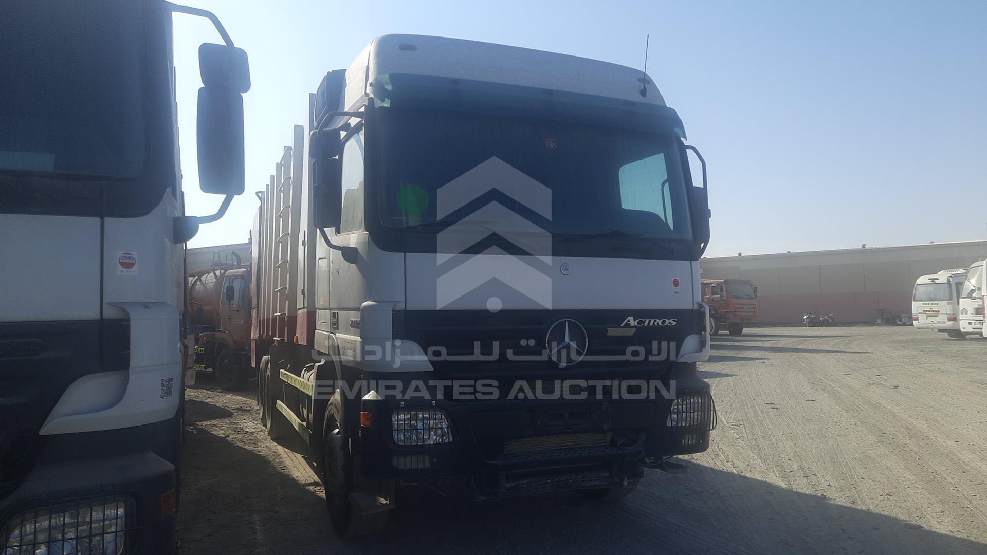 2008 MERCEDES ACTROS VIN: WDAKHCAA88L280323