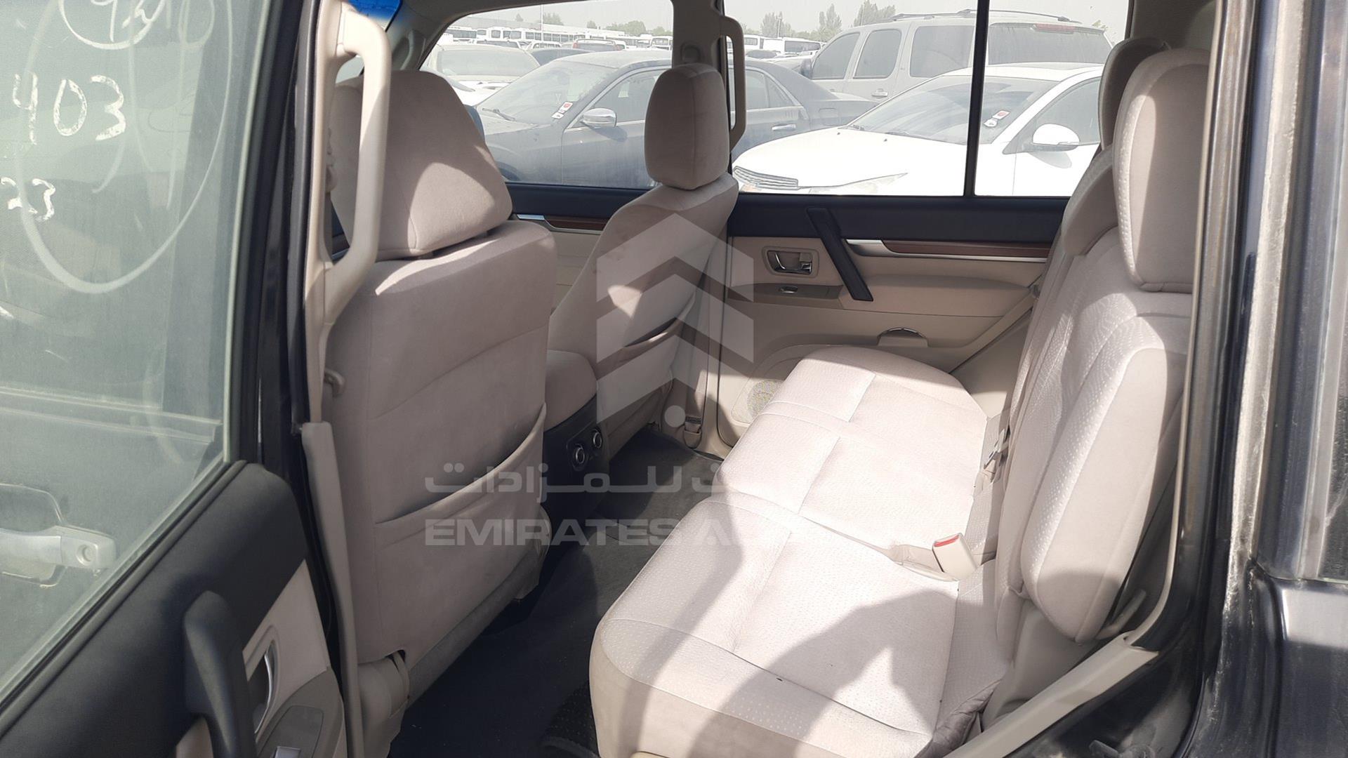 2007 MITSUBISHI PAJERO VIN: JMYLRV93W7J716274