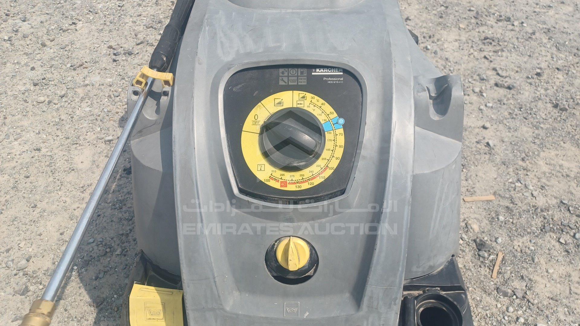 0 UNDEFINED HIGH PRESSURE CAR WASH UNIT VIN: 012144GREY