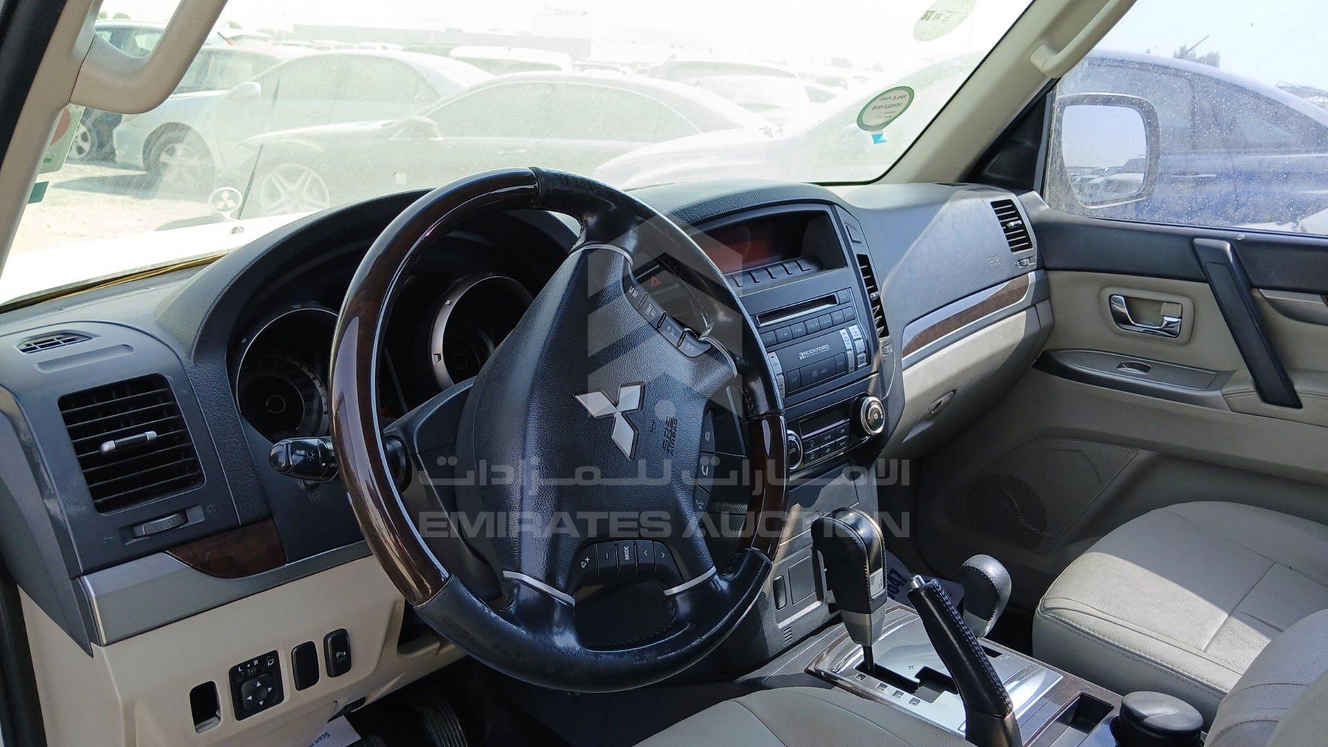 2013 MITSUBISHI PAJERO VIN: JMYLRV95WDJ706603