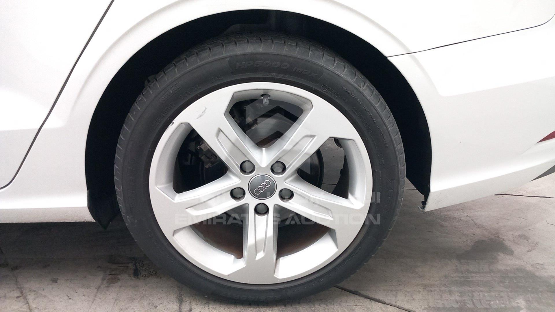 2018 AUDI A3 VIN: WAUZZZFF5J1019200