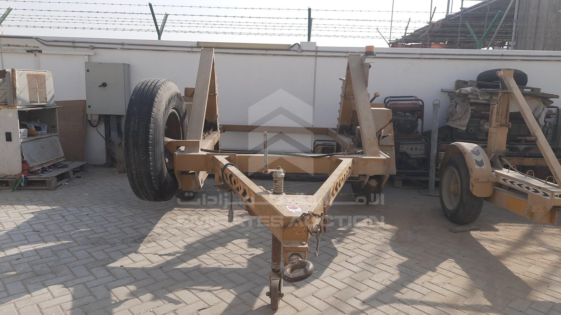 2010 TRAILER LOCAL VIN: D083165DXBTRAILER