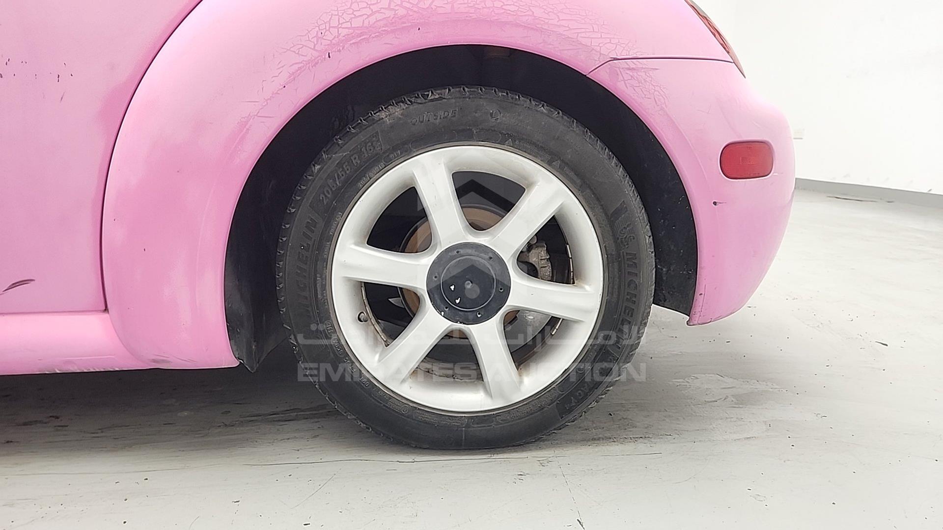 2002 VOLKSWAGEN BEETLE VIN: WVWZZZ9CZ2M606875