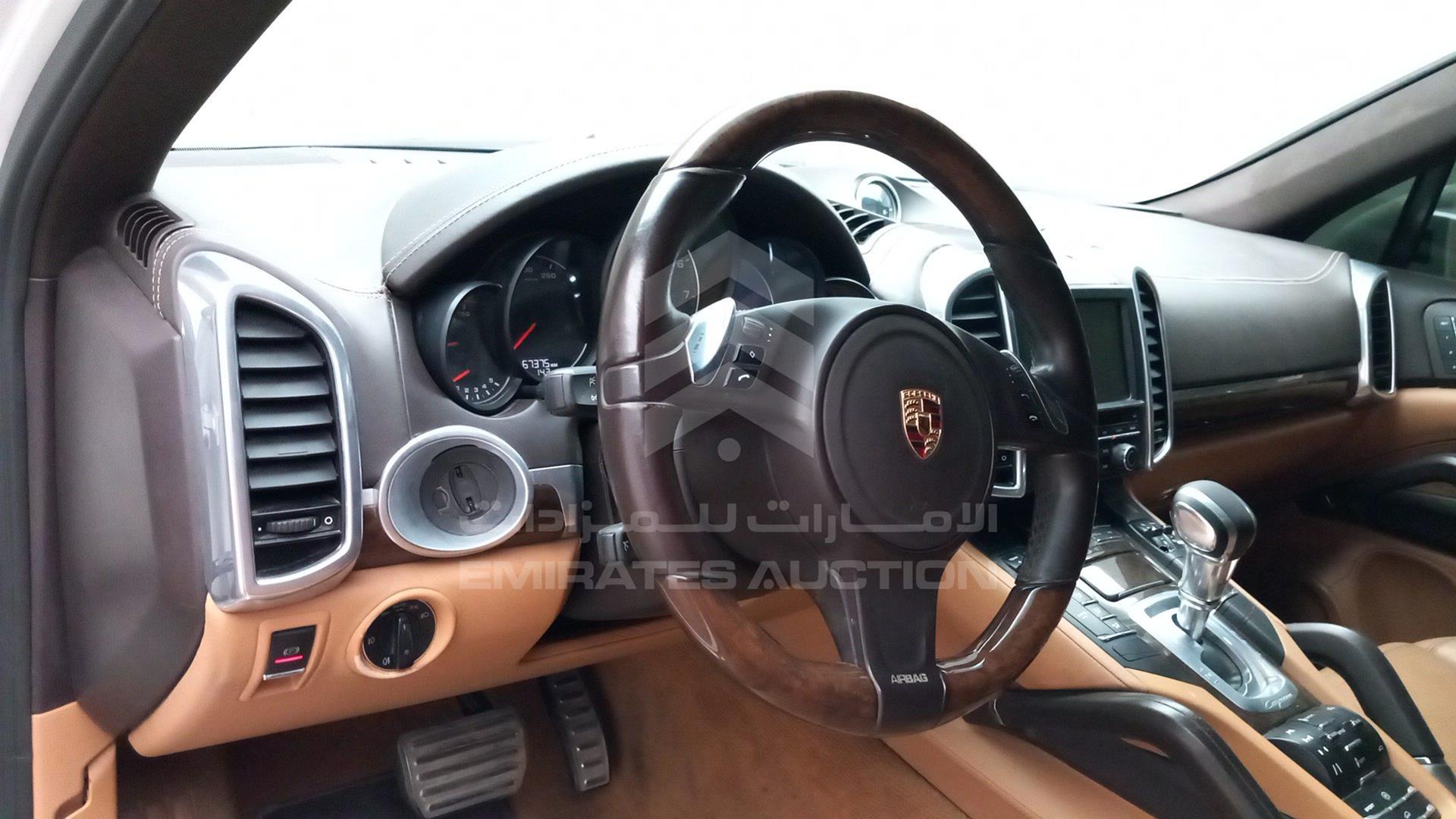 2013 PORSCHE CAYENNE VIN: WP1ZZZ92ZDLA81351