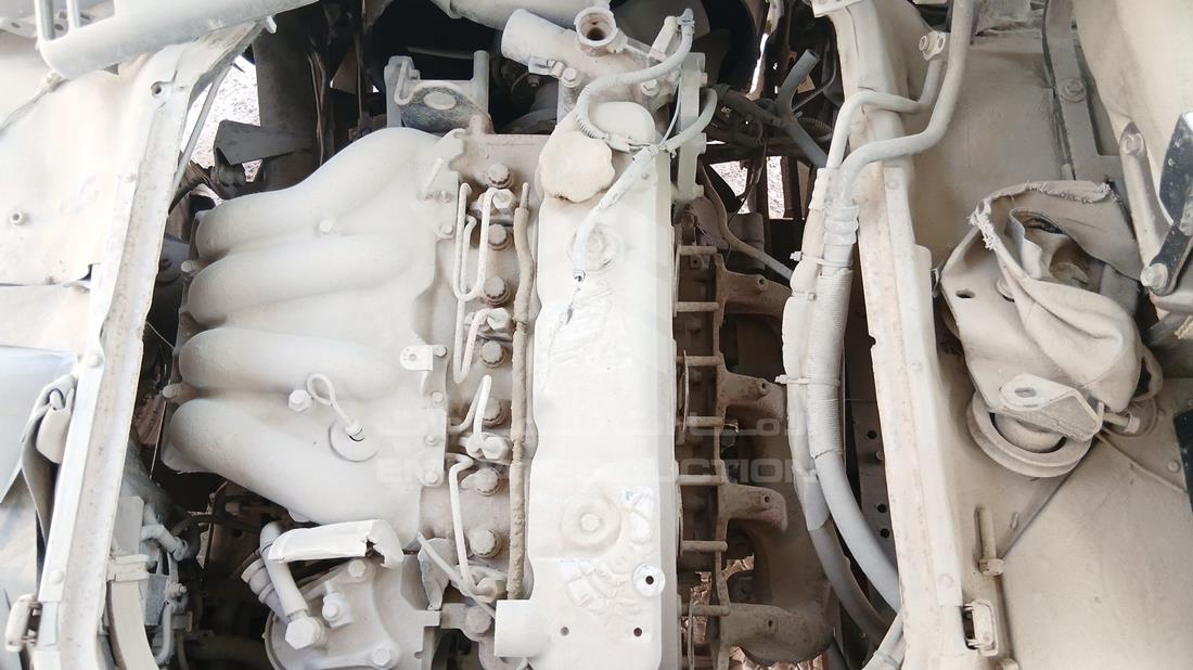 2009 Mitsubishi Rosa — Engine Bay — Photo 24