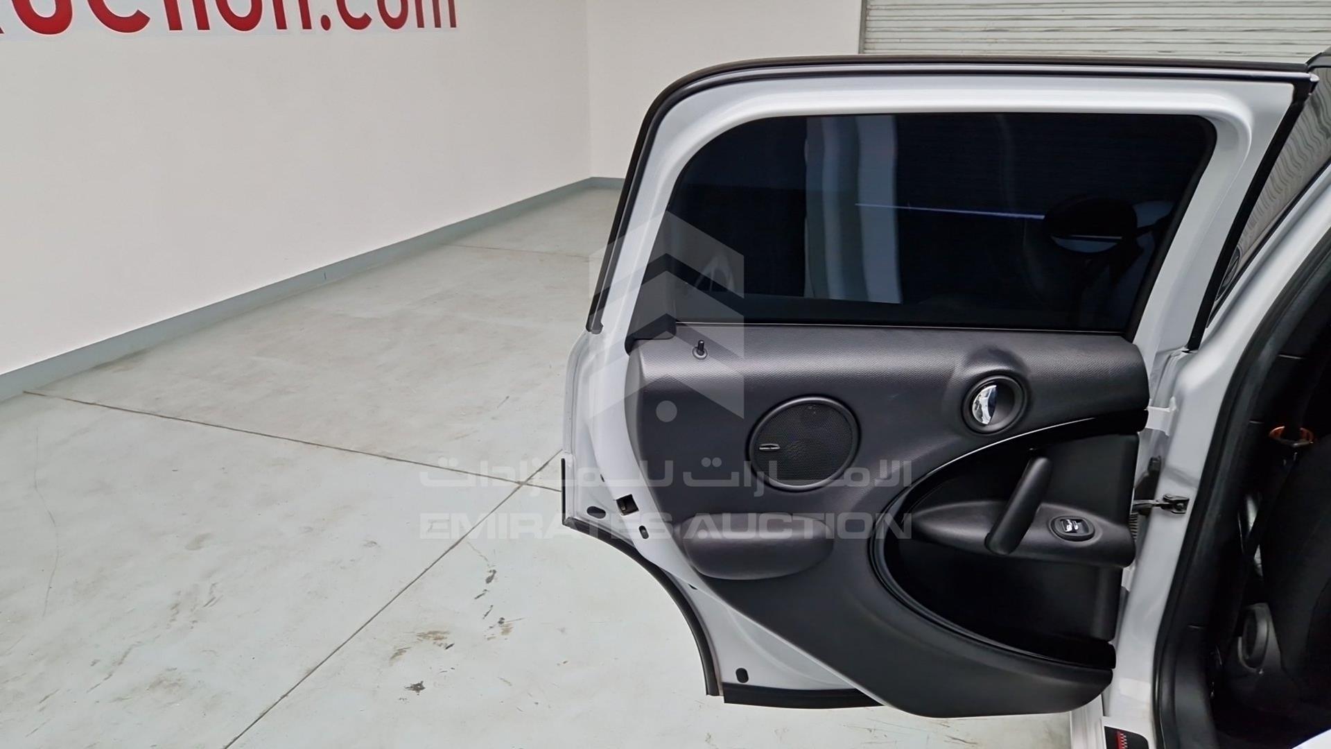 2016 MINI COOPER COUNTRYMAN VIN: WMWXD11080WS50149