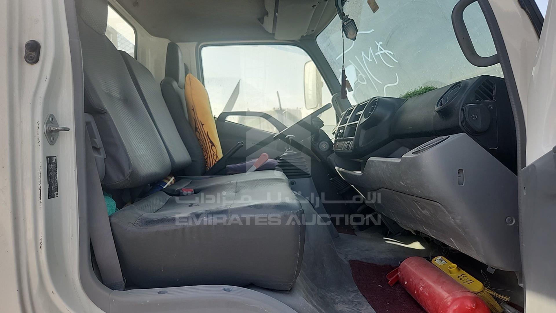 2021 HINO 300 VIN: JHHUCN1F9MK039217
