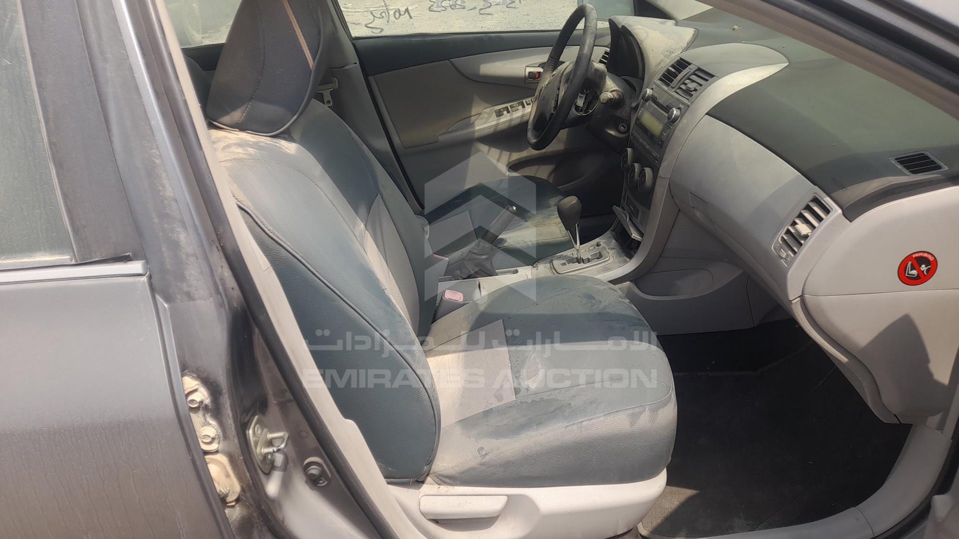2011 TOYOTA COROLLA VIN: RKLBC42E8B4502575