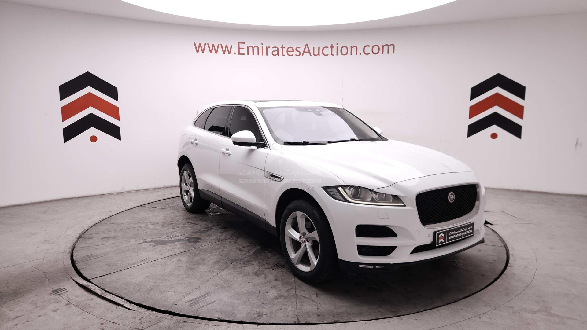 2018 JAGUAR F-PACE VIN: SADCA2BX6JA277882