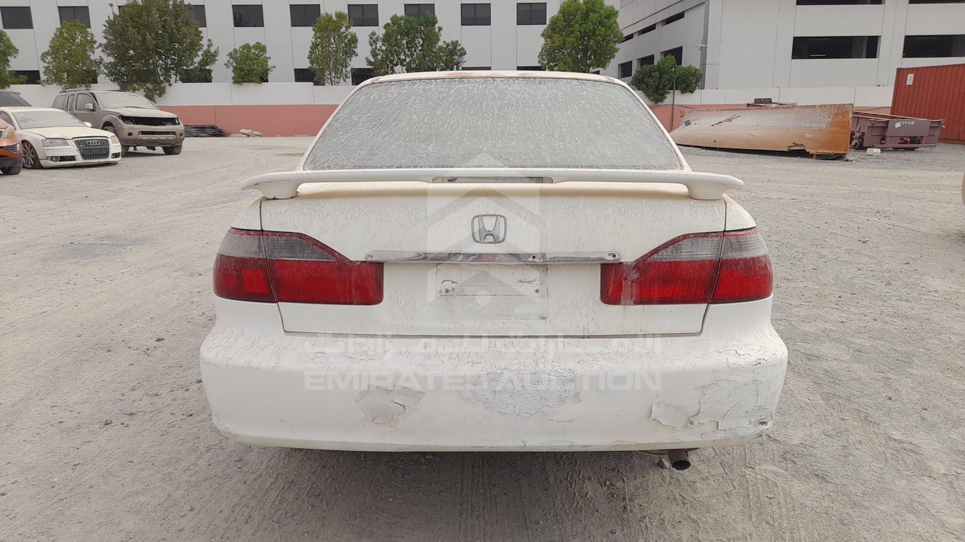 1999 HONDA ACCORD VIN: JHMCF8642XC401397