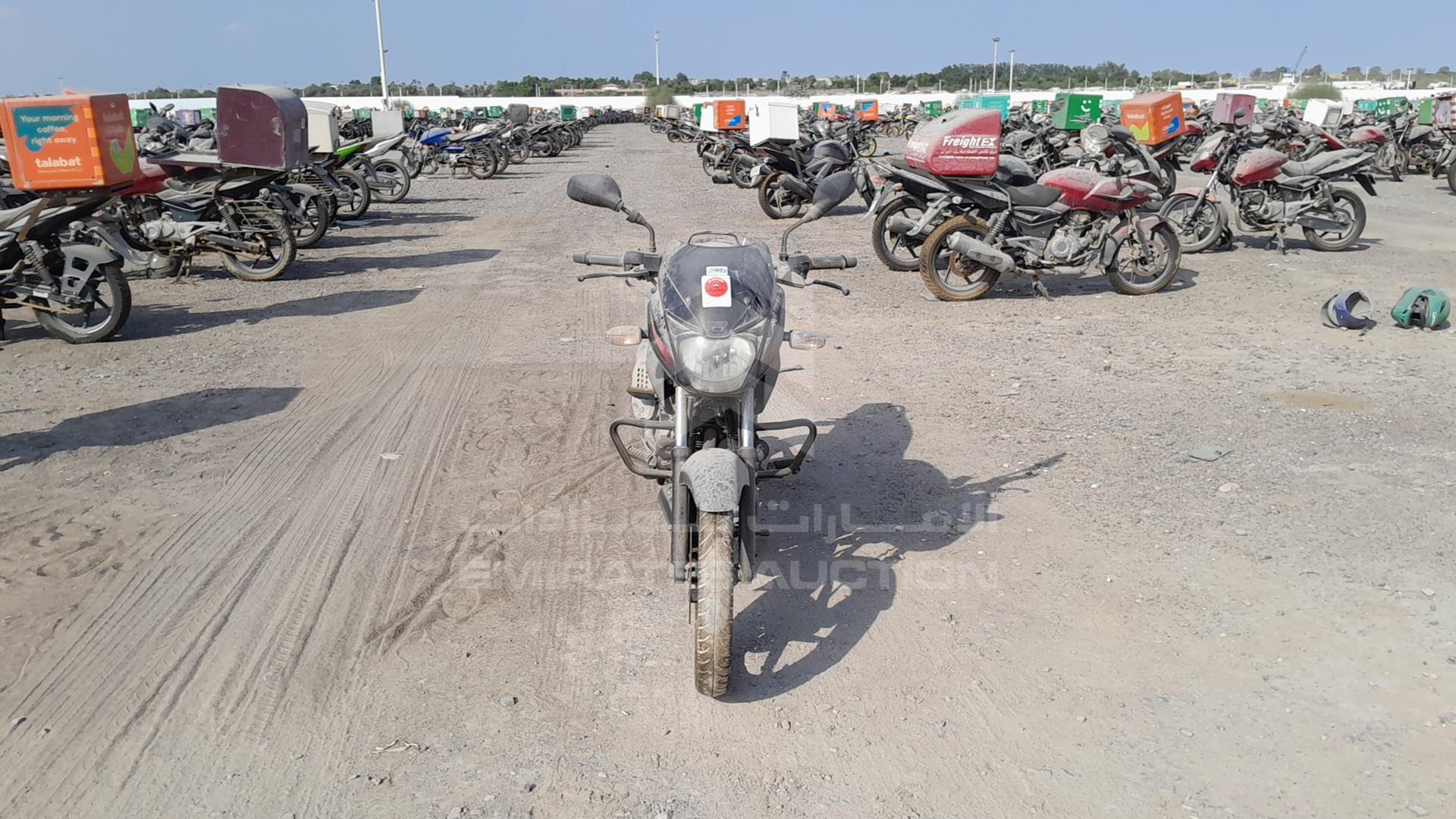 0 BAJAJ PULSAR VIN: MD2A11CX4LCE59290
