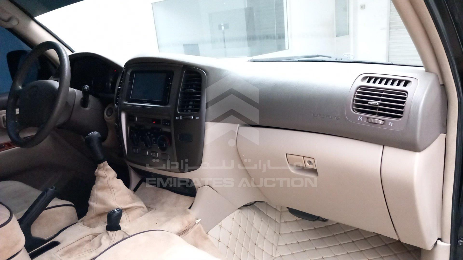 2006 TOYOTA LAND CRUISER VIN: JTEHJ09JX65145680