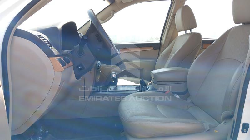 KNAKN8119F5122686 Auction: EmiratesAuction Lot: 406990 KNAKN8119F5122686 Kia Mohave 2015 WHITE Photo 11