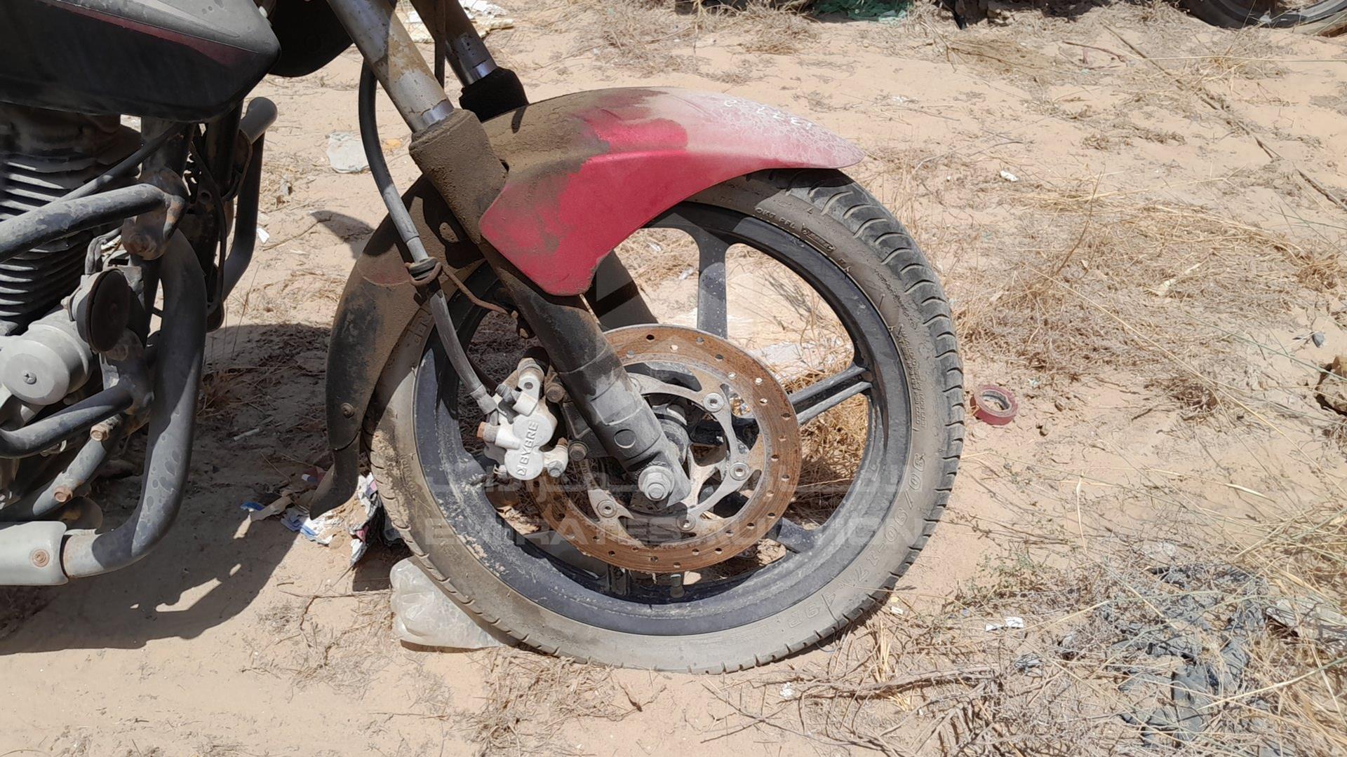 0 BAJAJ PULSAR VIN: MD2A12DZ8ECH54840