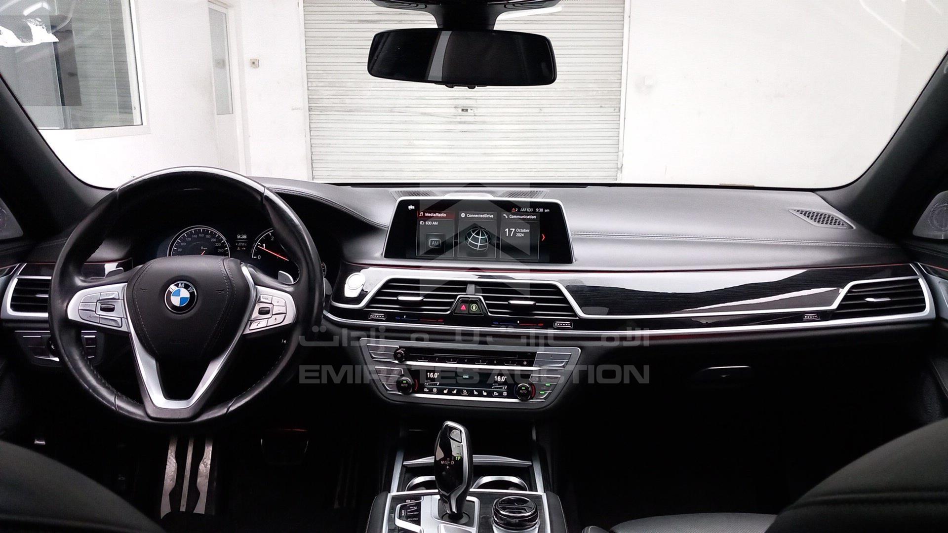 2019 BMW 750 VIN: WBA7F0C53KGM24963