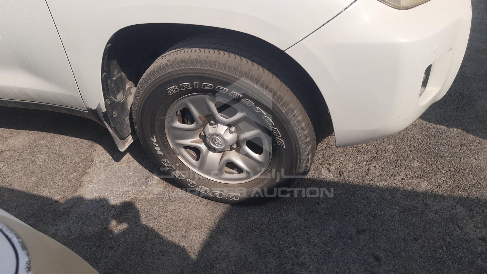 2012 TOYOTA LAND CRUISER VIN: JTMDU09J7C4052921