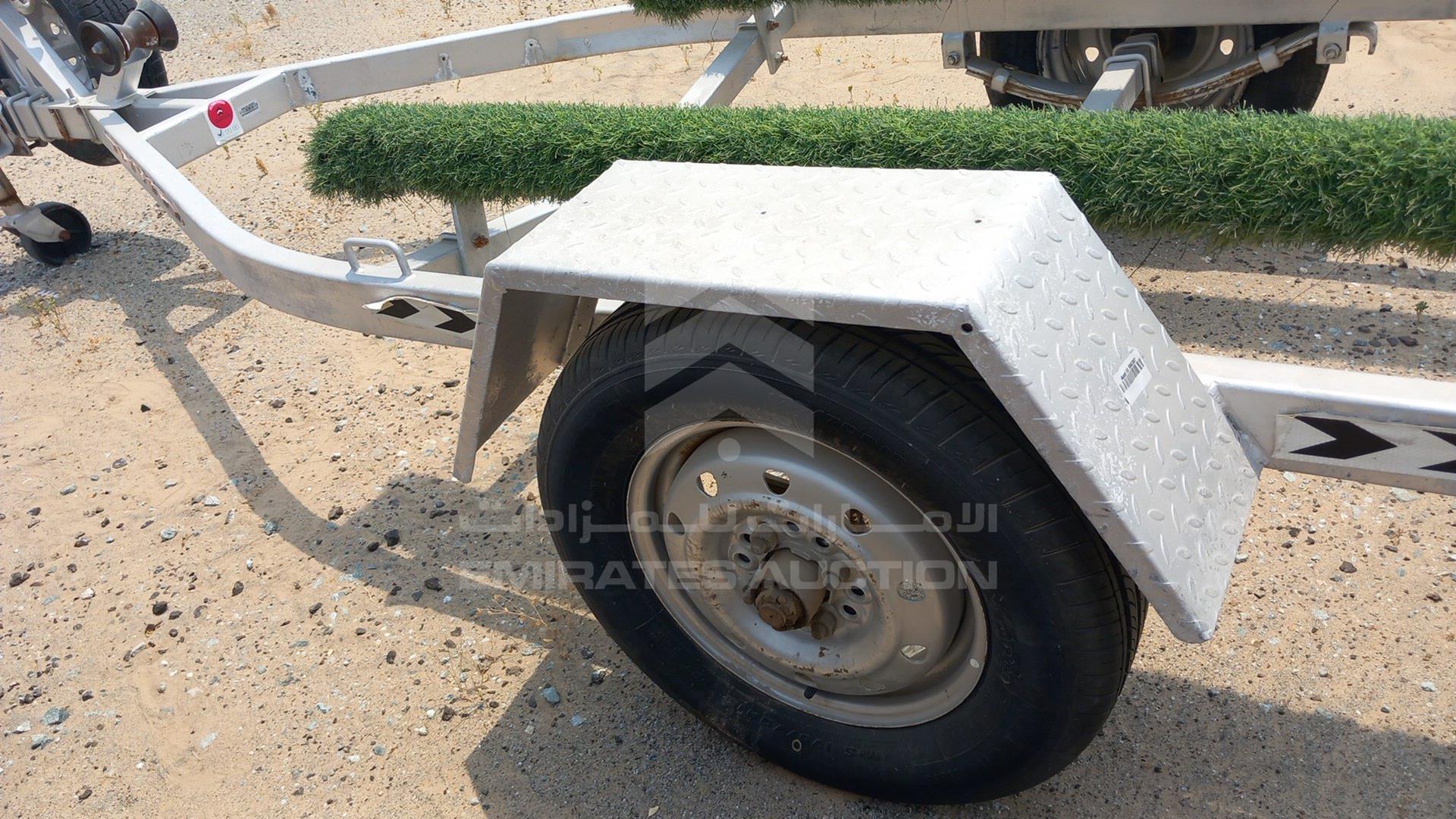 2019 TRAILER LOCAL VIN: D076460DXBTRAILER