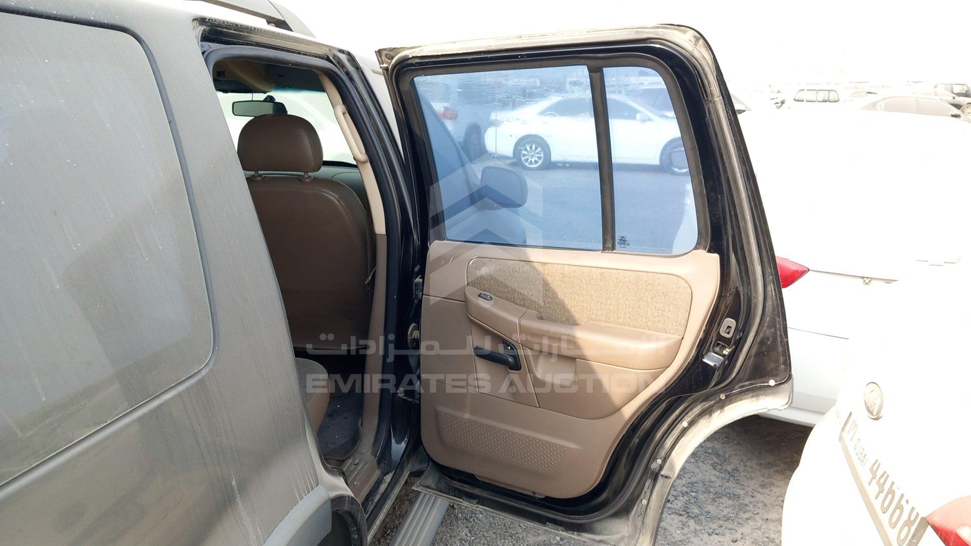 2005 FORD EXPLORER VIN: 1FMZU72E45ZA34289