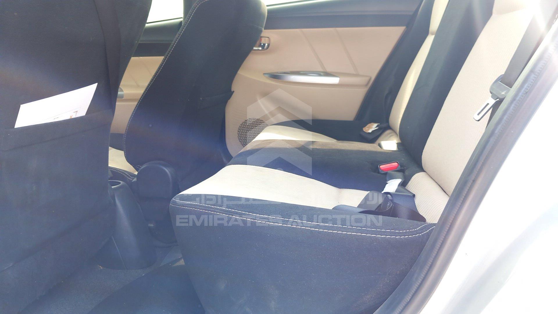 2015 TOYOTA YARIS VIN: MR2KT9F31F1127065